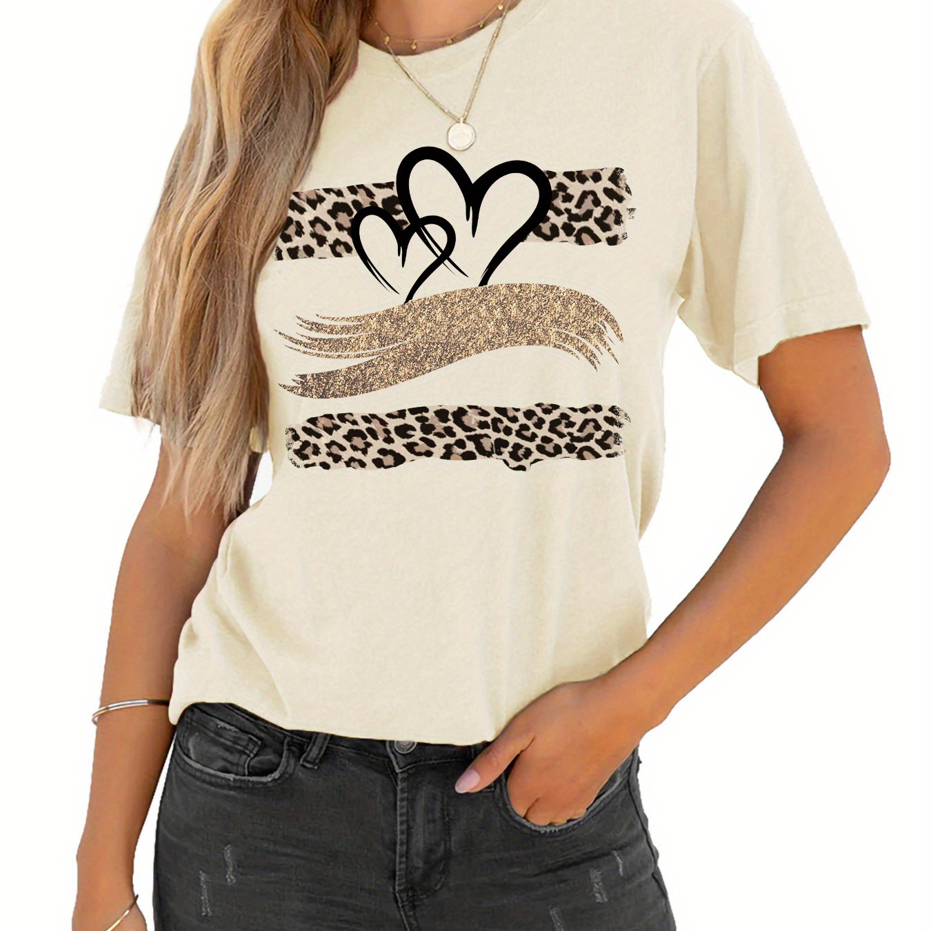 

Heart Print T-shirt, Short Sleeve Crew Neck Casual Top For Summer & Spring, Women's Clothing