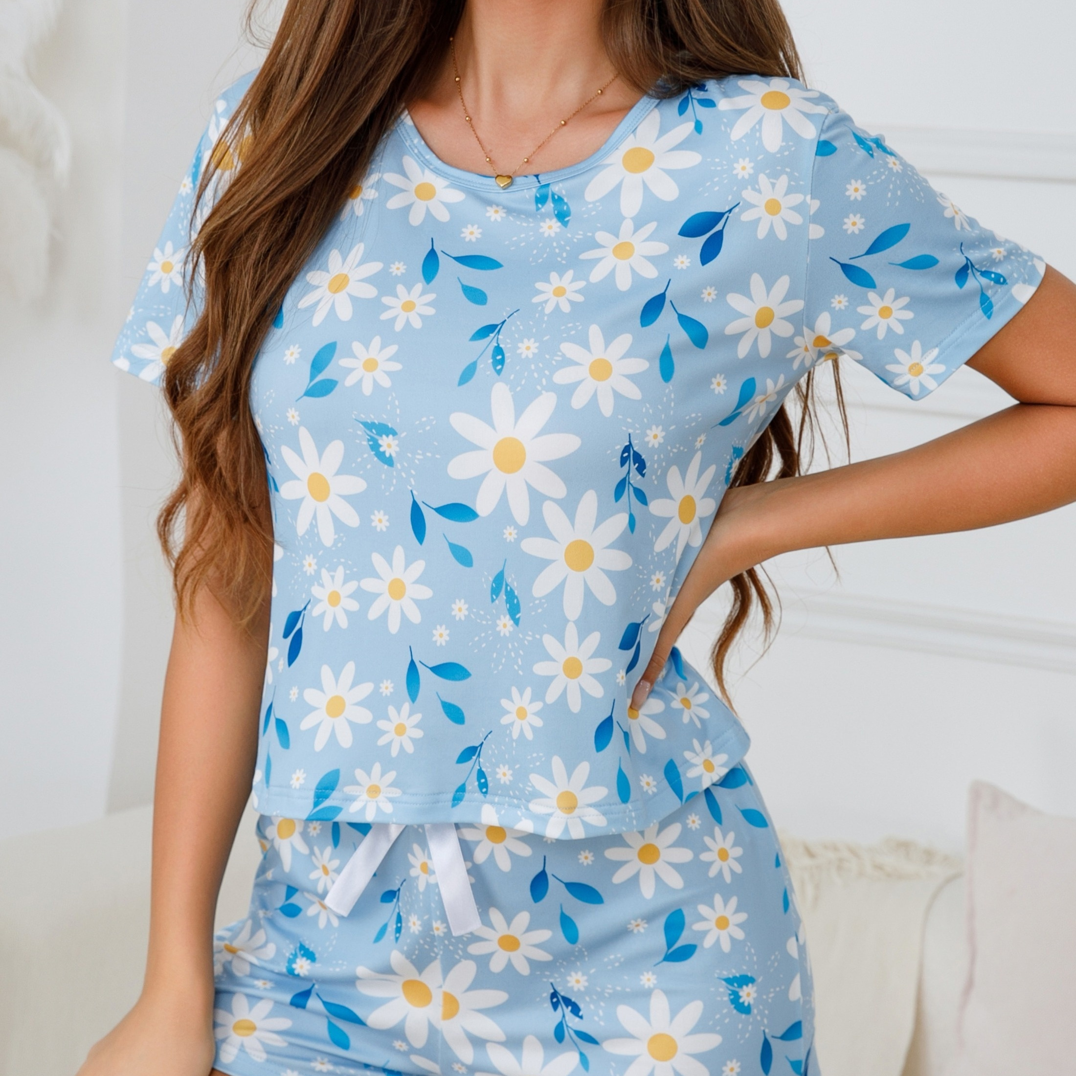 

Women's Floral Print Bow-knot Short Sleeve Pajama Set, Casual Soft Sleepwear, Lounge Shorts And Top Set