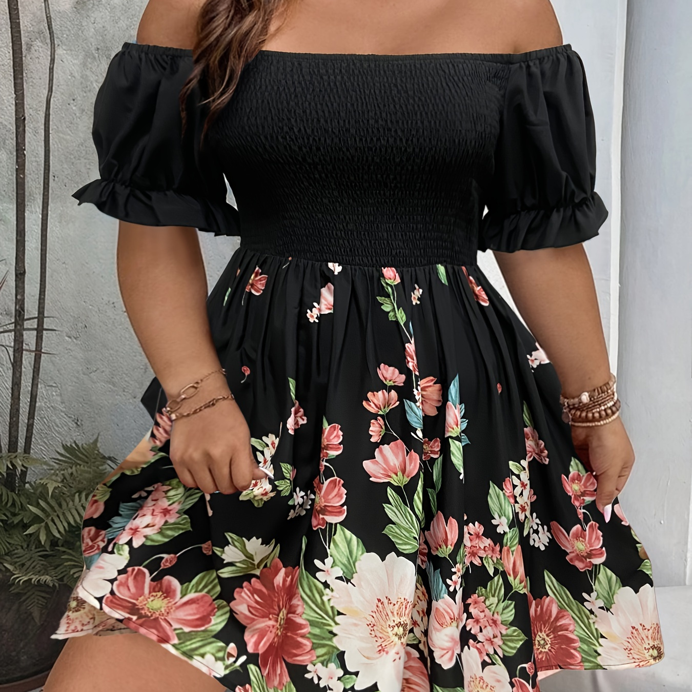 

Plus Size Floral Print Off Shoulder Dress, Elegant Short Sleeve Dress For Spring & Summer, Women's Plus Size Clothing