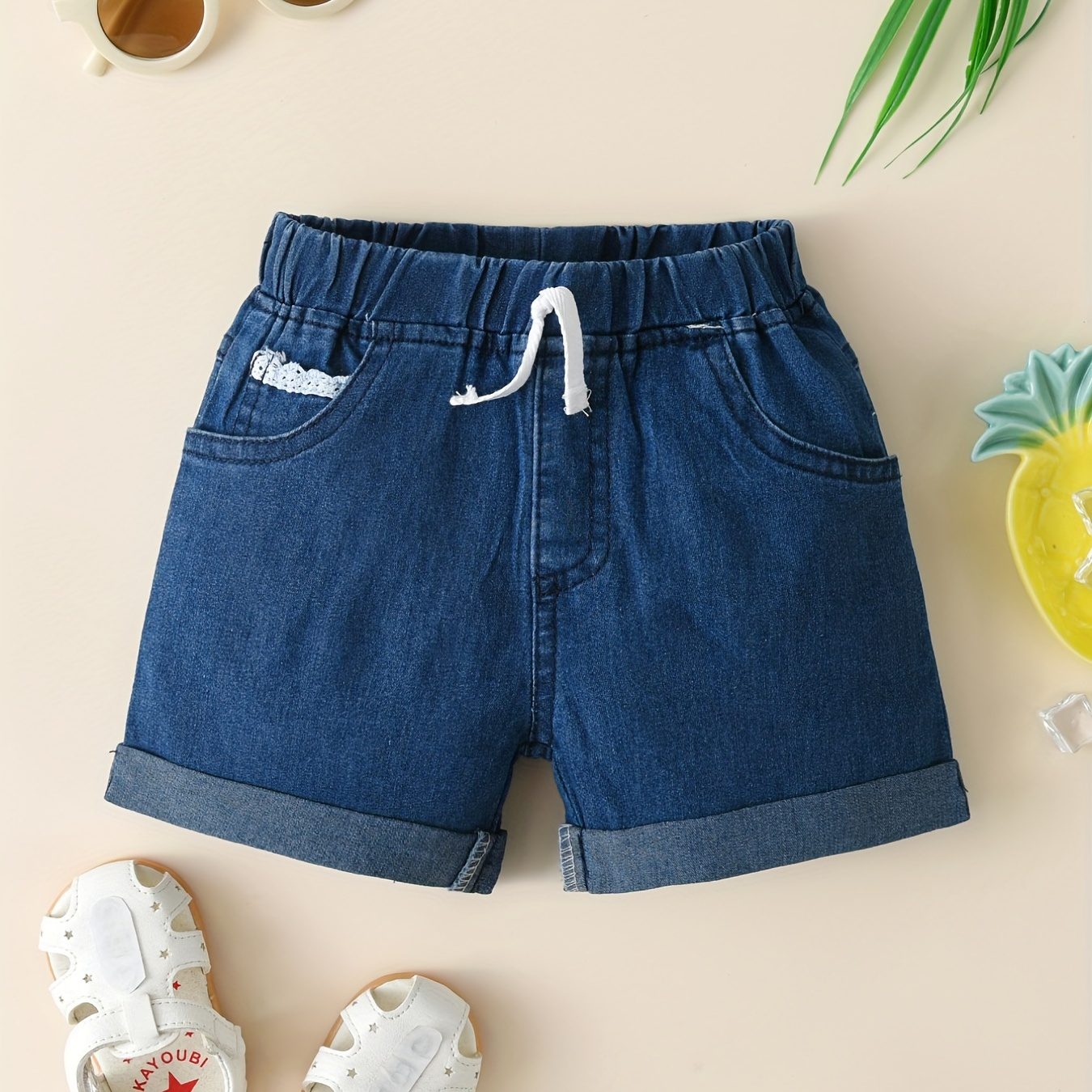 

Girls' Casual Pleated Hem Elastic Waist Denim Shorts With Pockets, Fashionable And Cute Shorts For Summer