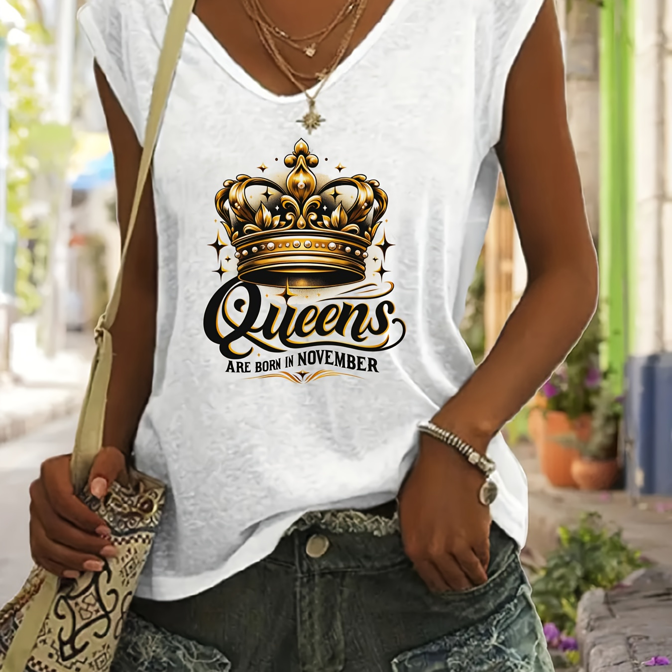 

Queens Crown Print V-neck Tank Top, Sleeveless Casual Top For Summer & Spring, Women's Clothing