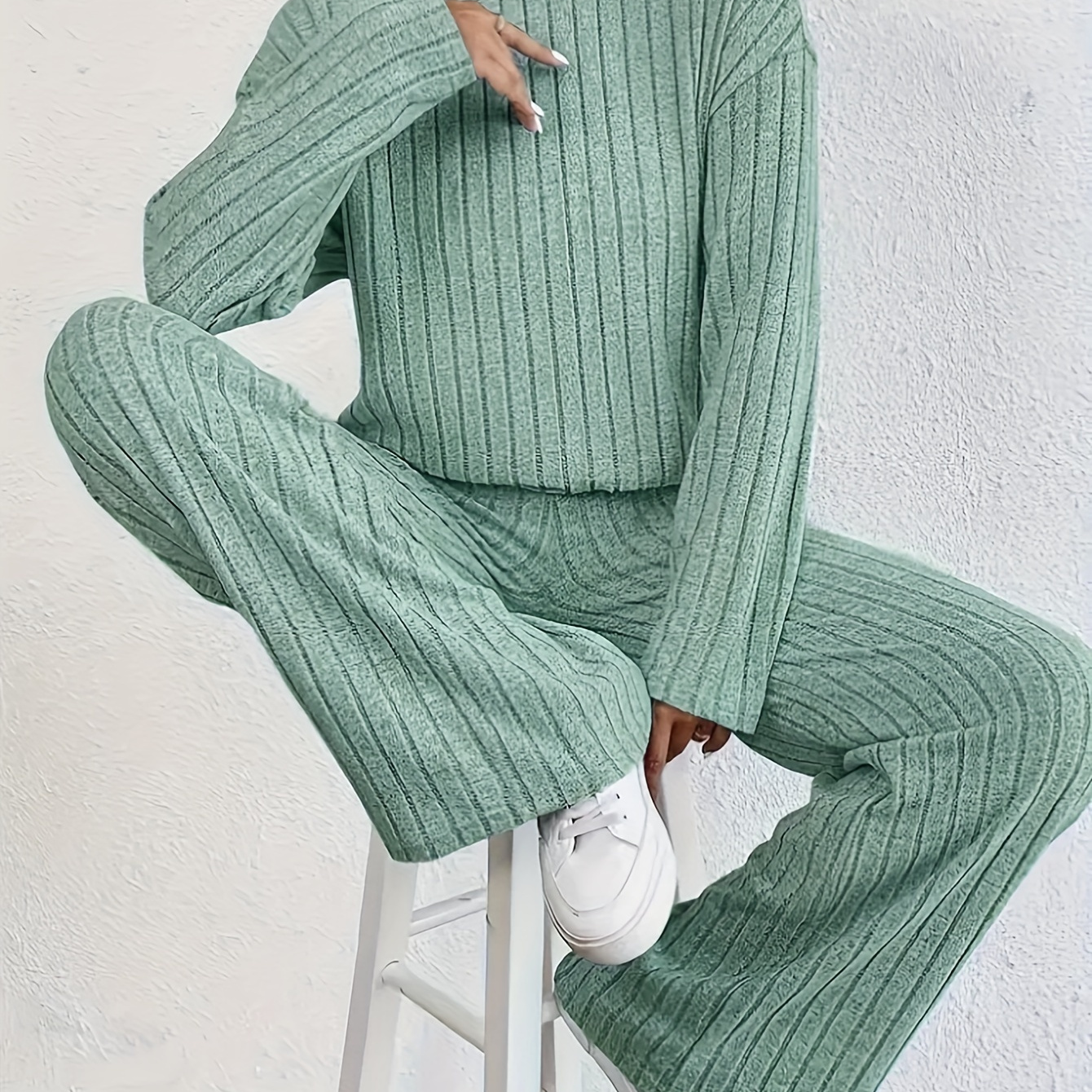 

Women's Casual Knit Polyester Pant Set With High Neck And Solid , Long Sleeve Top And Flared Trousers, Fall/, Stretch Fabric With 95% Polyester And 5% Elastane