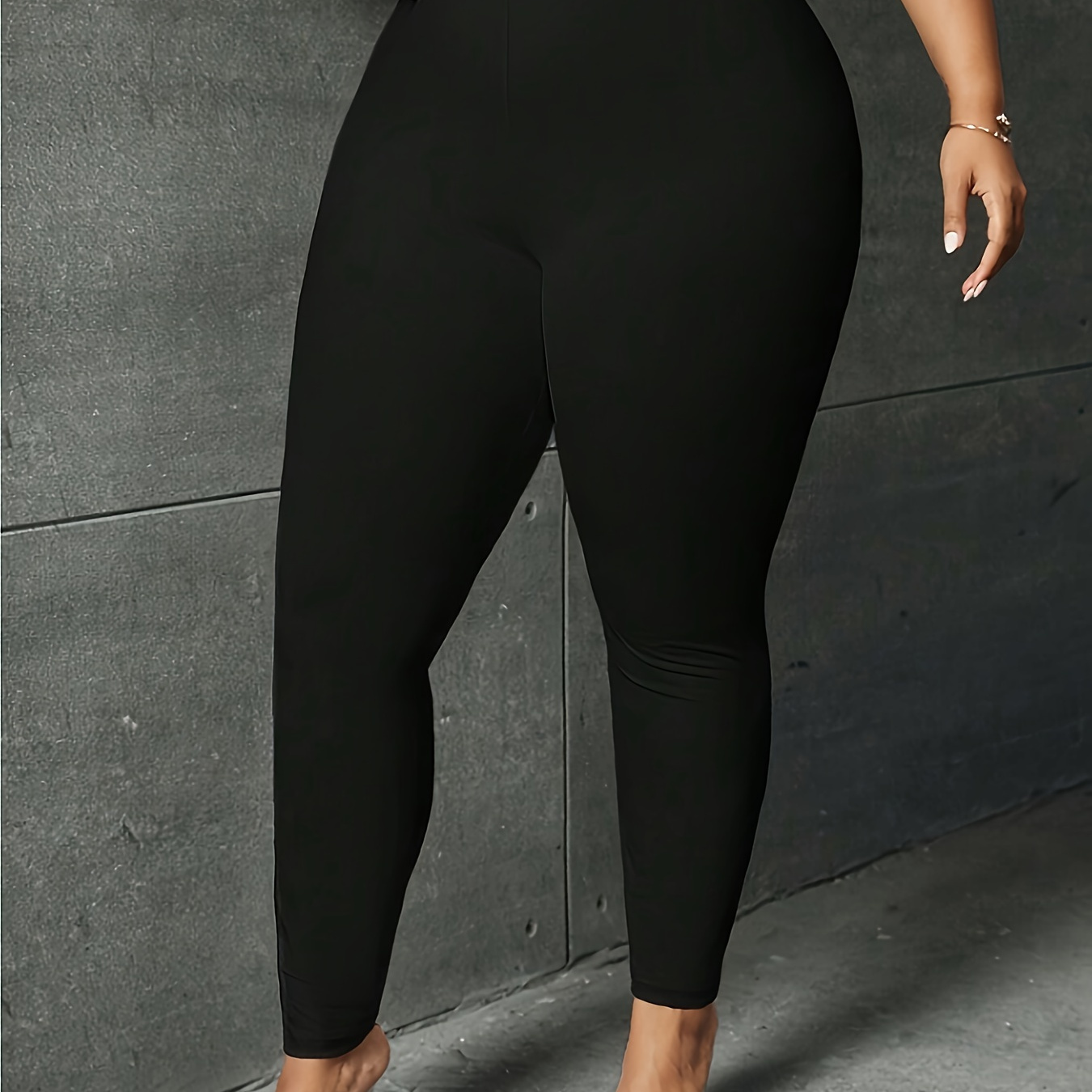 

Plus Size Solid Simple Skinny Leggings, Casual High Waist Stretchy Leggings For Spring & Summer, Women's Plus Size Clothing