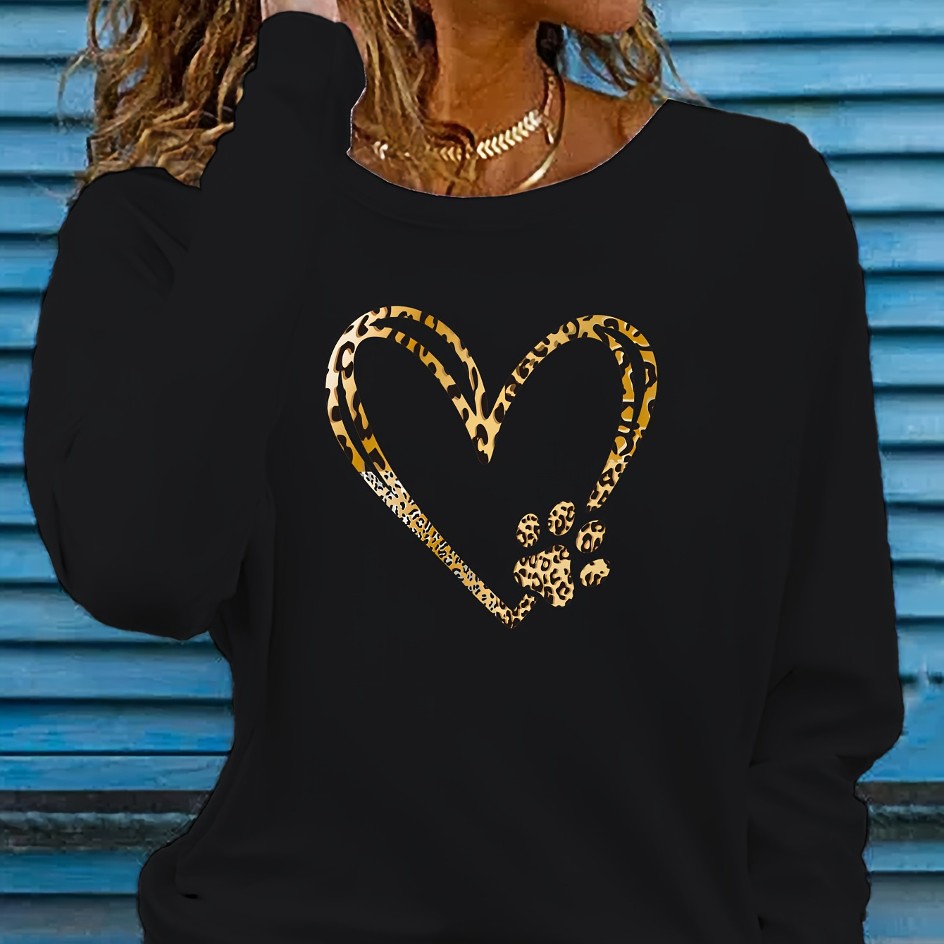

Heart & Dog Paw Print T-shirt, Long Sleeve Crew Neck Casual Top For Spring & Fall, Women's Clothing