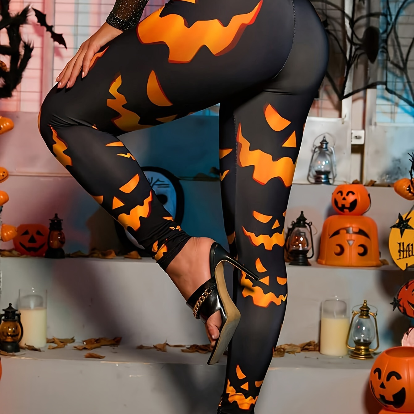 

Pumpkin Print Leggings For Women - Casual Style Skinny Fit, Knit Polyester Stretch Fabric 95%, Elastane 5%, All-season Comfort