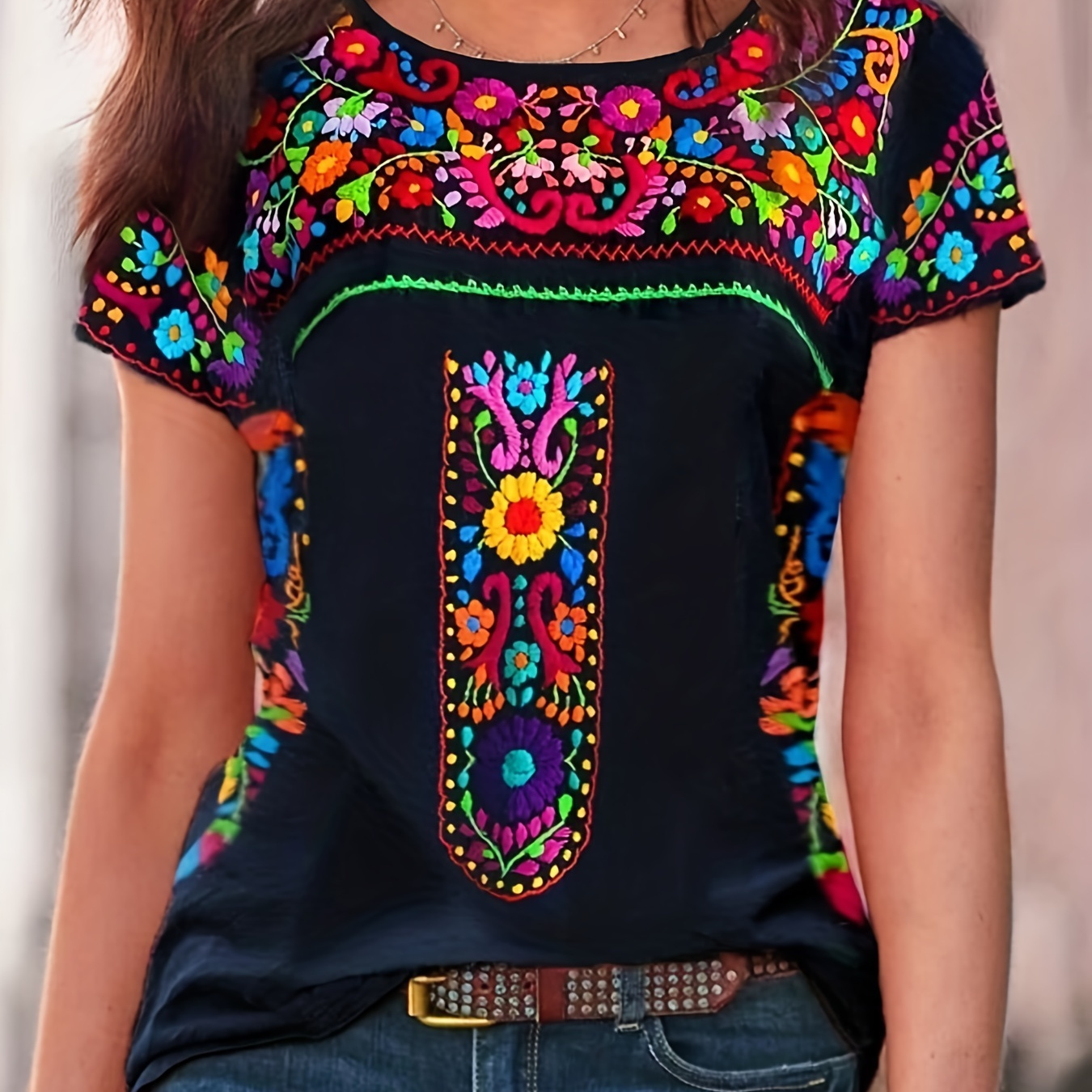 Boho Floral Print T-shirt, Ethnic Crew Neck Short Sleeve Summer T-shirt, Women's Clothing