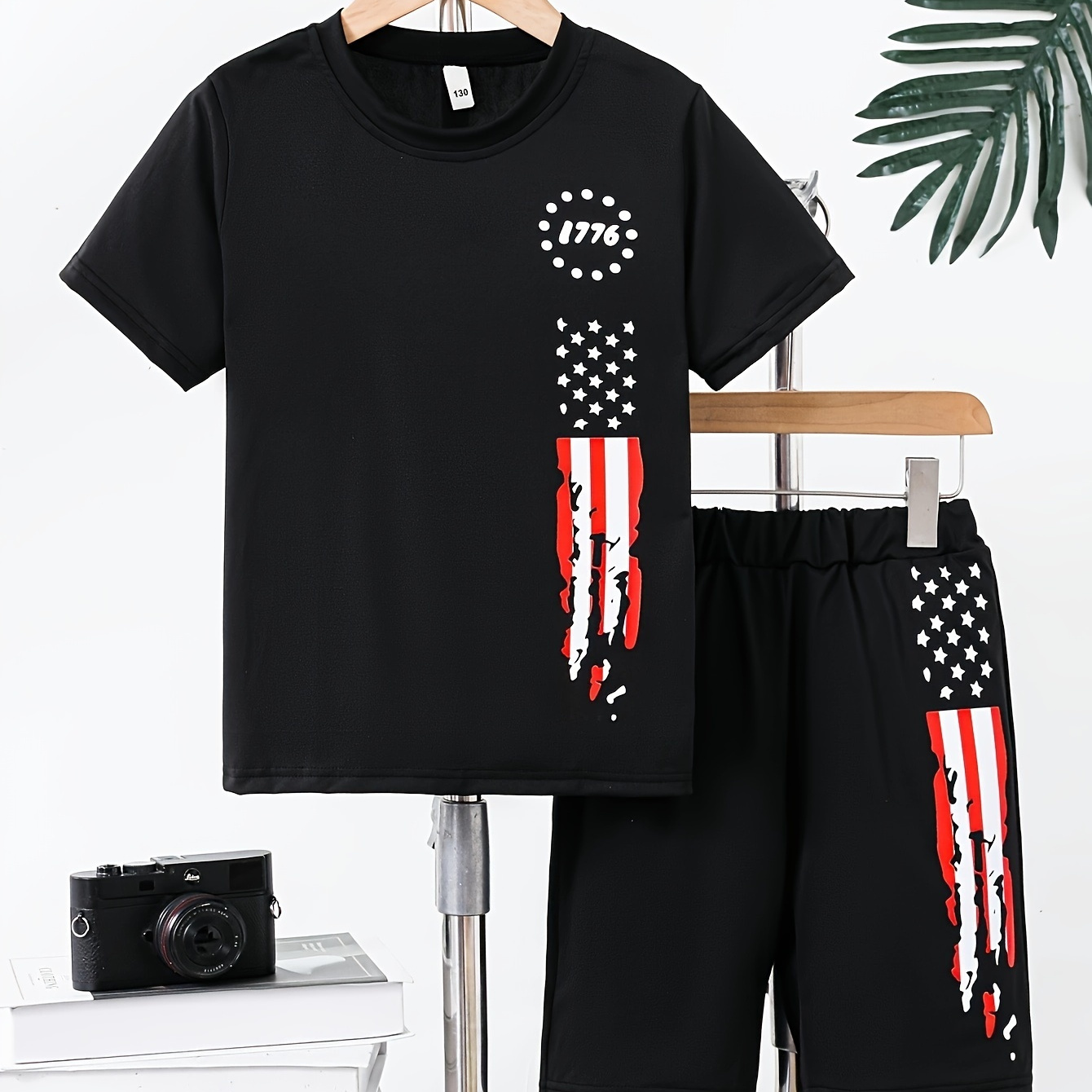 

2pcs Boys Casual Cool Flag 3d Graphic Print Short Sleeve T-shirt & Shorts Set, Comfy Summer Boys Clothes