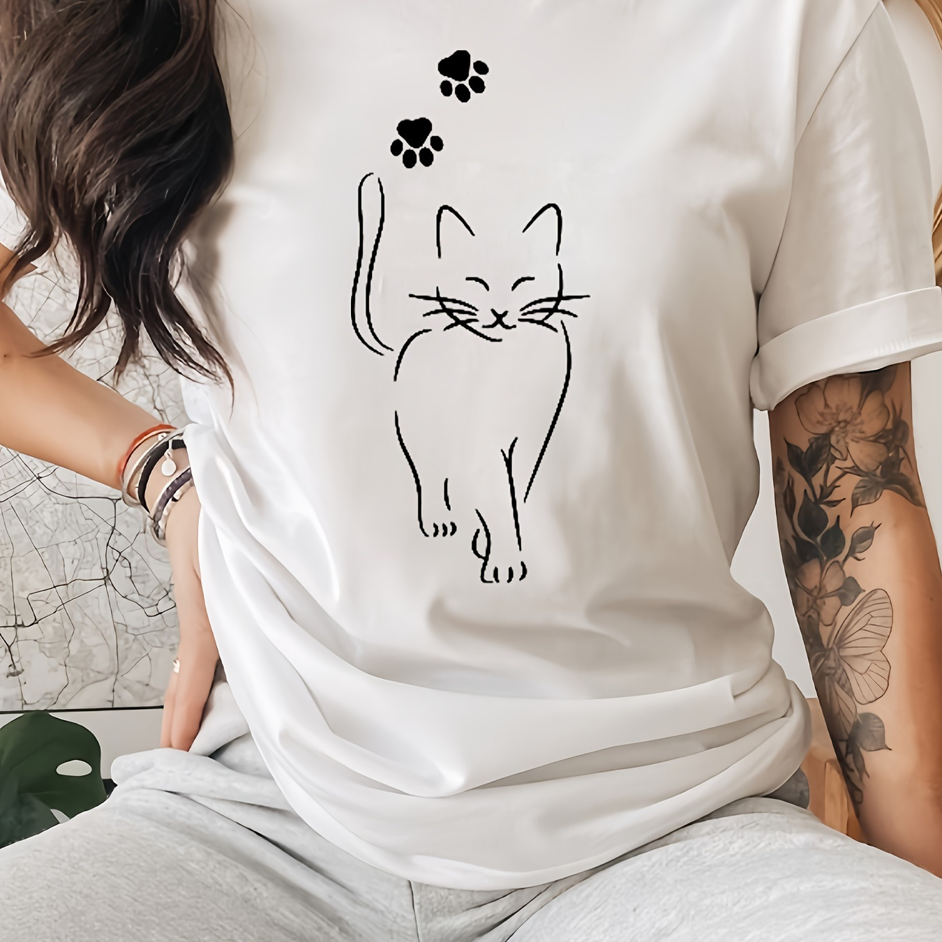 

Cat Print T-shirt, Short Sleeve Crew Neck Casual Top For Summer & Spring, Women's Clothing