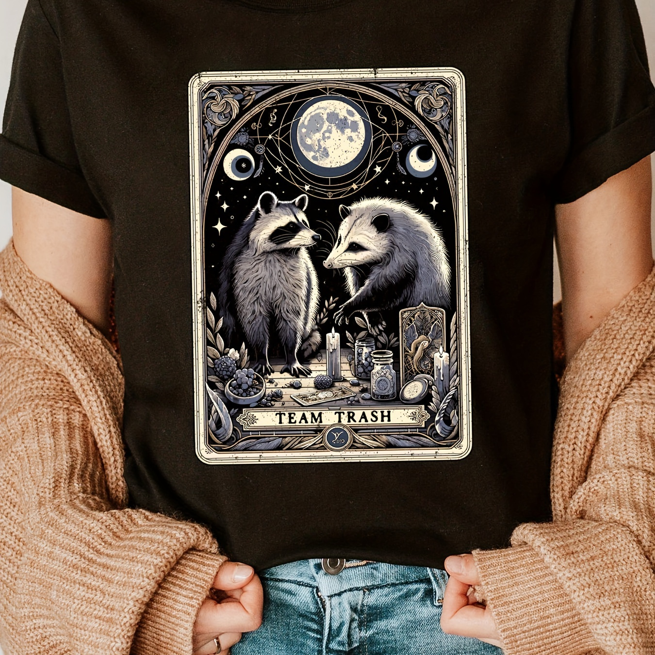 

Card Print Crew Neck T-shirt, Casual Short Sleeve T-shirt For Spring & Summer, Women's Clothing