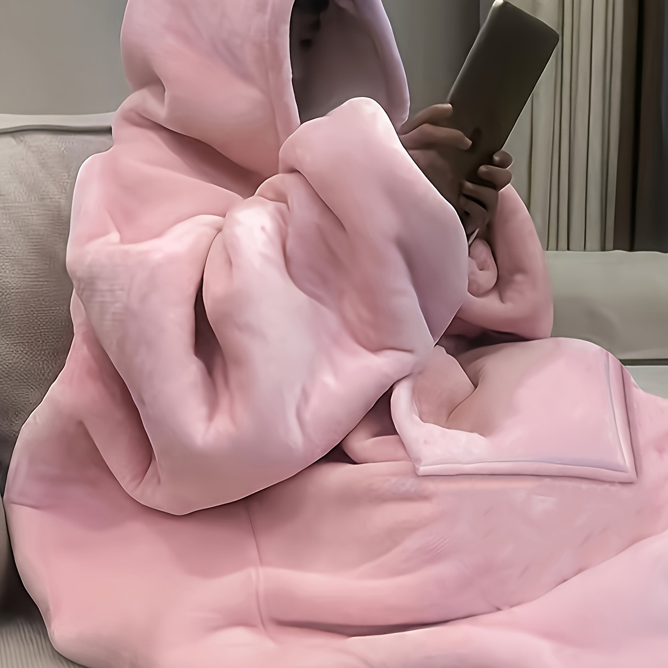 

Cozy Reversible Lambskin Hooded Blanket With Kangaroo Pocket - Super Soft, Machine Washable, Ideal For Fall/winter And Reading Nook