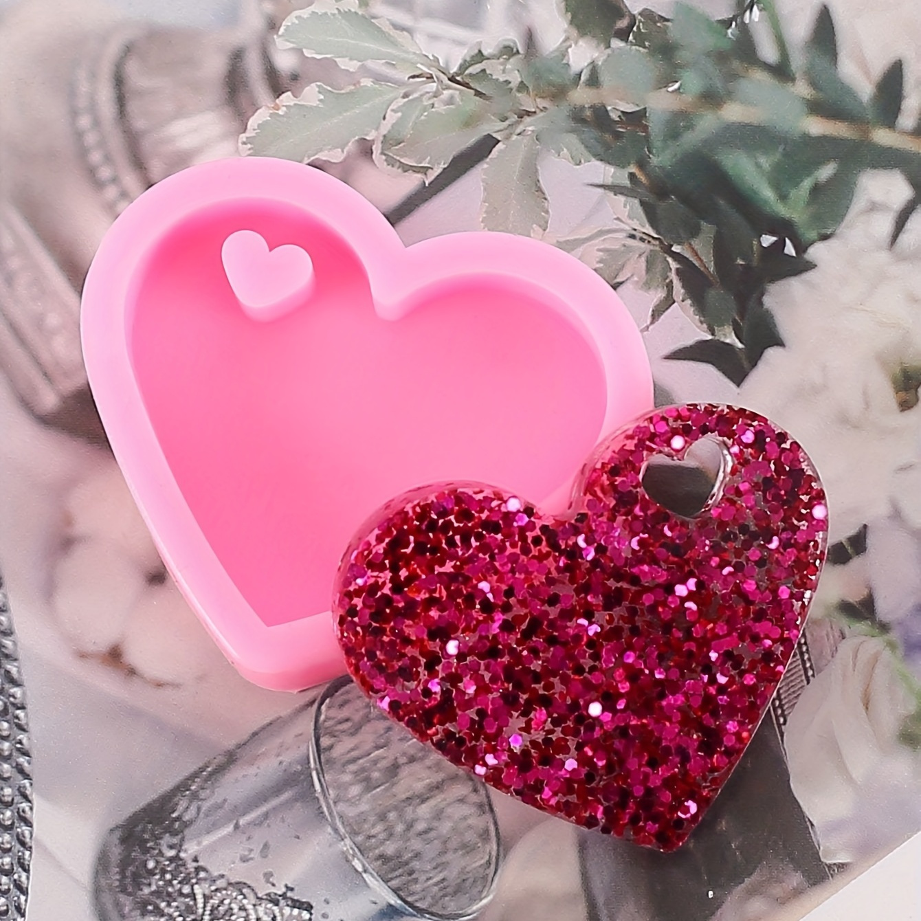 

1pc Resin Heart Shape Pendant Keychain Silicone Mold Epoxy Resin Mold For Diy Necklace Craft Jewelry, Bracelet, Earrings, Fondant Candy Chocolate Cake Topper Mold, Valentine's Day Gift