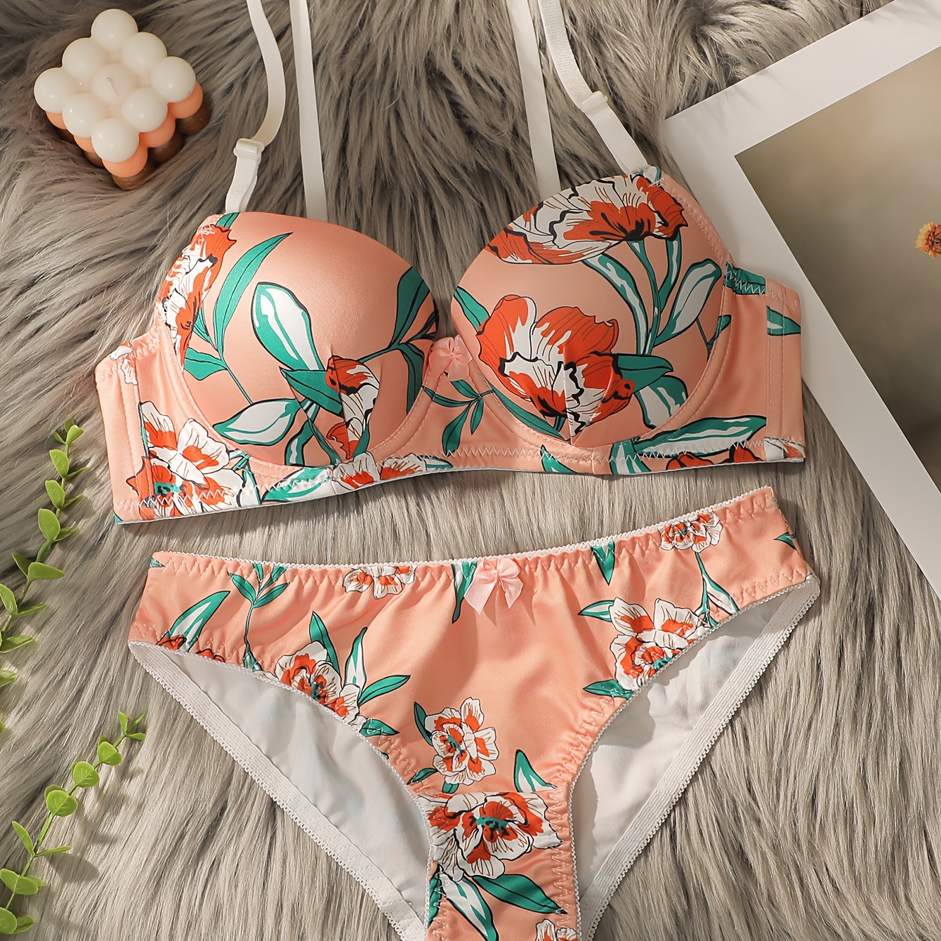

A Stylish And Sexy Printed Lingerie Set With Underwire And A For Support.