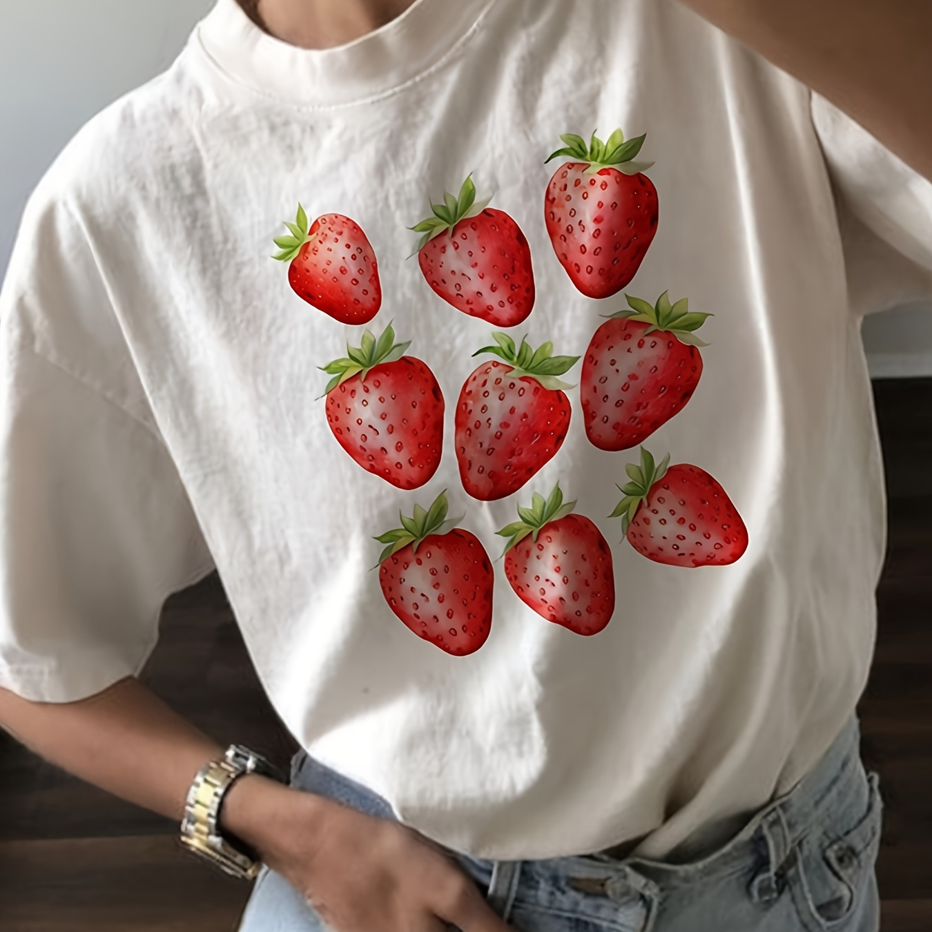 

Strawberry Print T-shirt, Short Sleeve Crew Neck Y2k Top For Summer & Spring, Women's Clothing