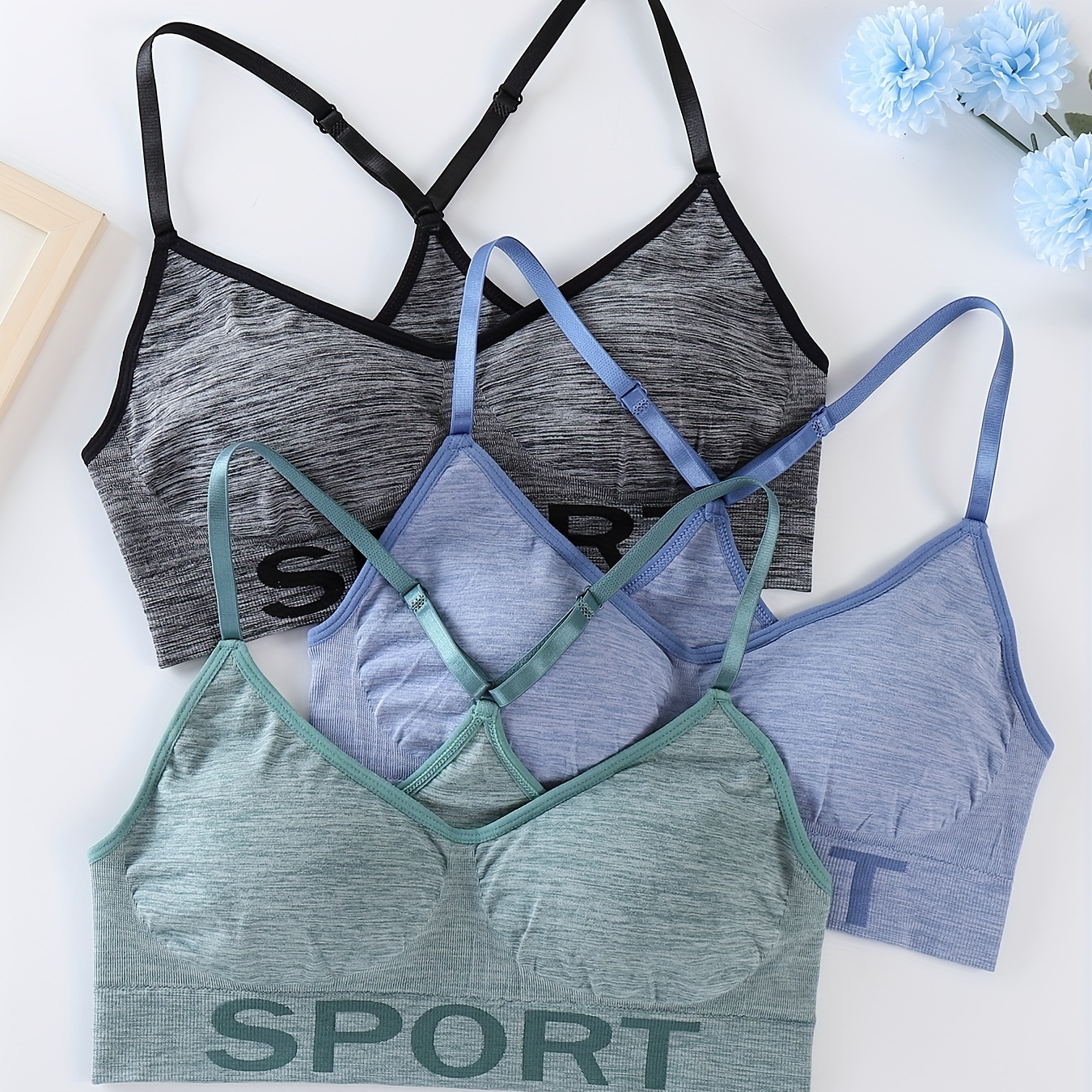 

3-pack Women's Sports Bras, Yoga Gym Athletic Crop Tops, Adjustable Straps, Racerback Design, Moisture-wicking Fabric