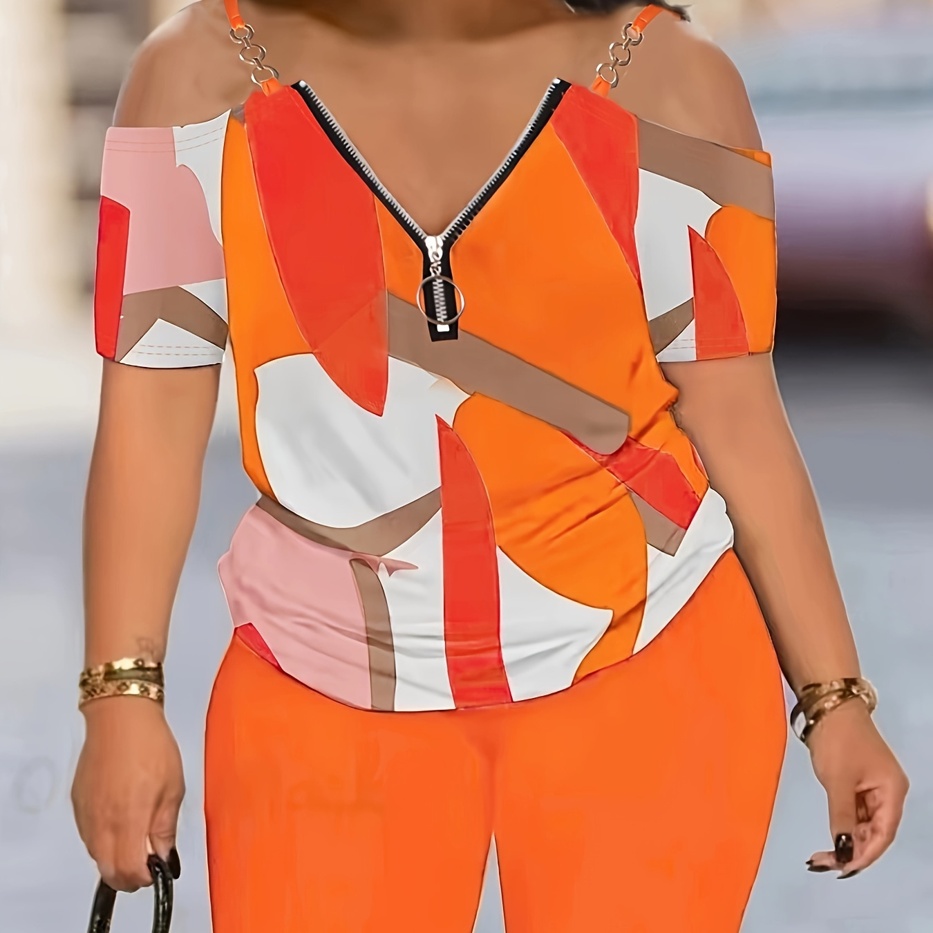 

Plus Size Geometric Print Two-piece Set, Cold Shoulder Half Zip Short Sleeve Top & Shorts Outfits, Women's Plus Size clothing