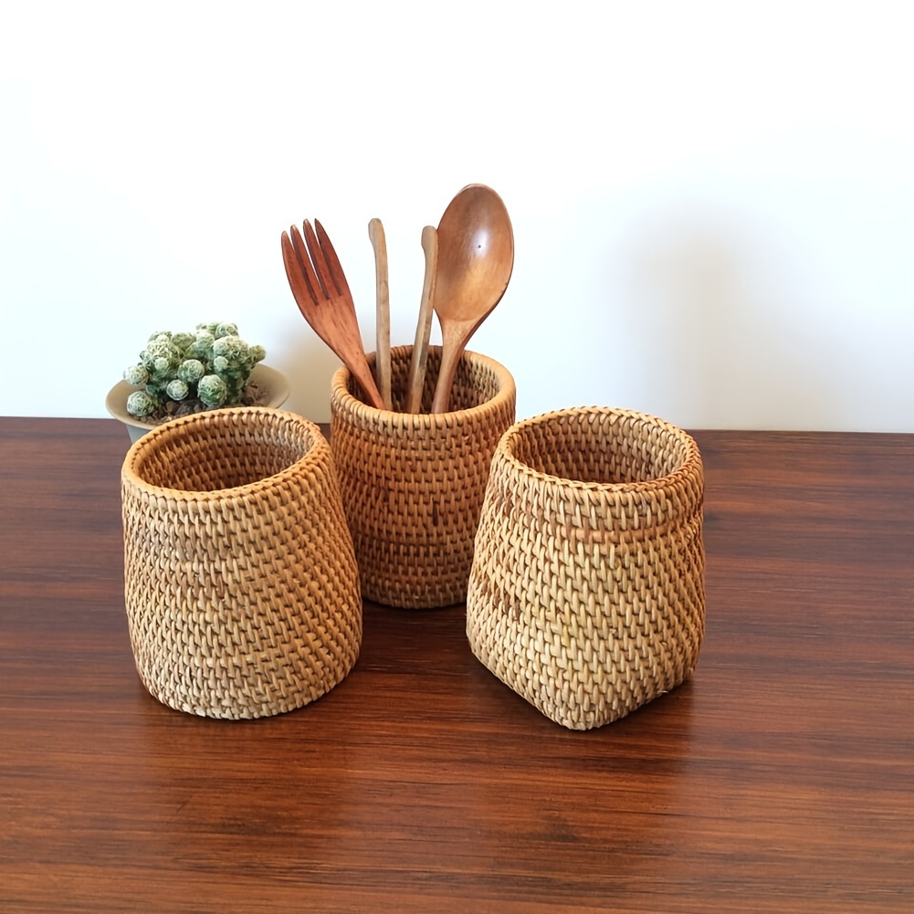 

Pen Holder Handwoven Rattan Pen Organizer Stationery Storage Box Makeup Brush Cup For Home, School, Office