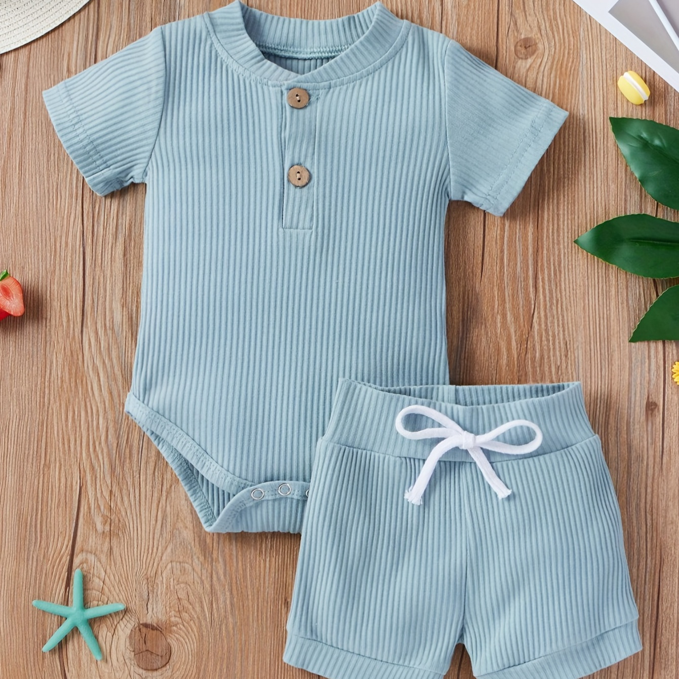 2pcs Baby Boys Plain Color Short Sleeve Onesie & Shorts Set Clothes