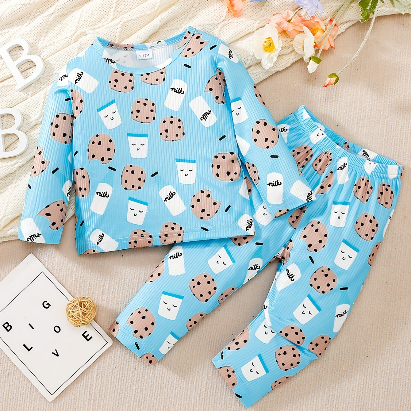 

Baby Boys Casual Long-sleeved Cute Cartoon Milk Biscuit Print Long-sleeved Top + Pants Set