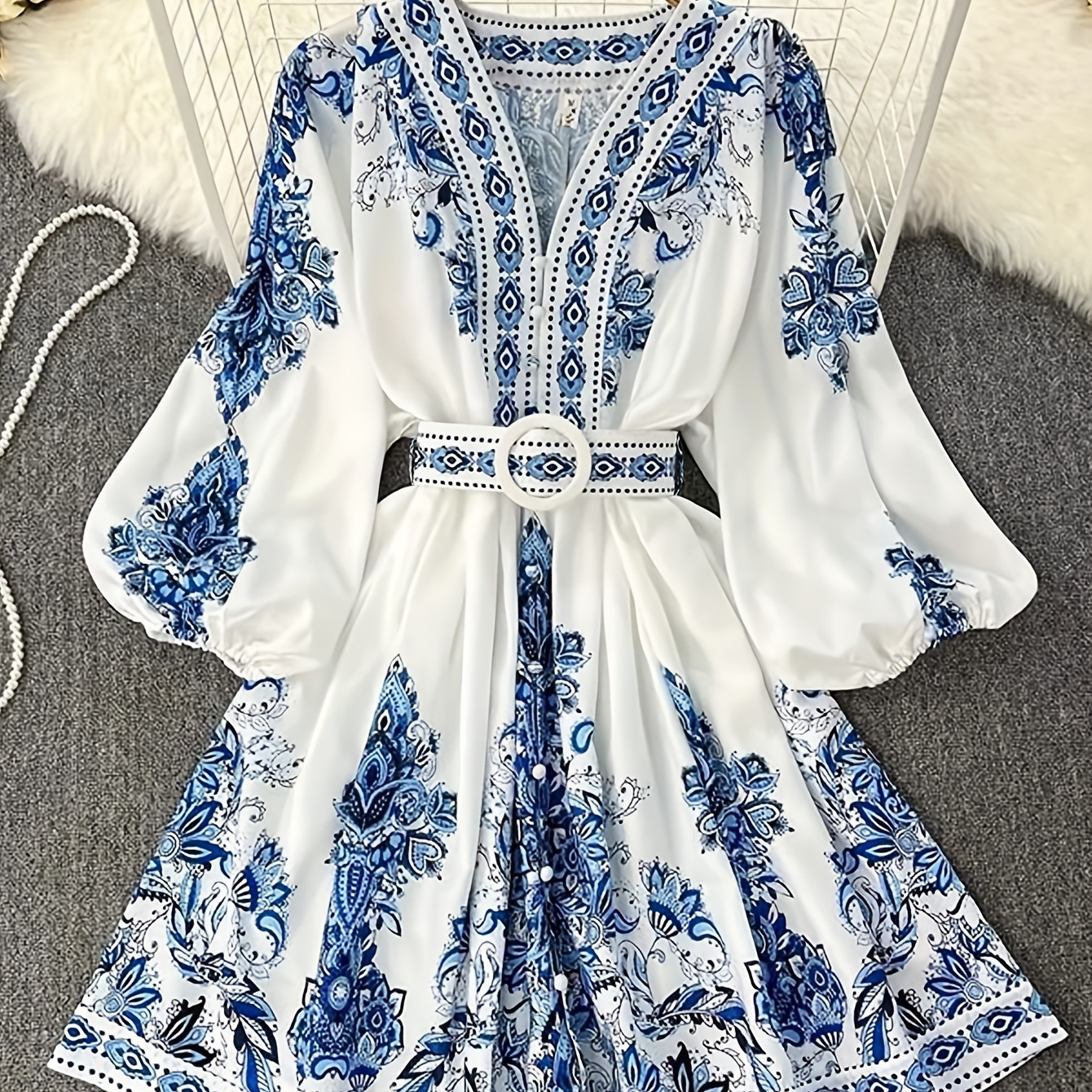 

Robe Midi à Imprimé Floral Bohème pour Femmes avec Ceinture - Col en V, Polyester Léger, Parfaite pour les Vacances d'Été, Tenue Décontractée d'Été|Robe Décontractée à Imprimé|Robe Légère, Robe