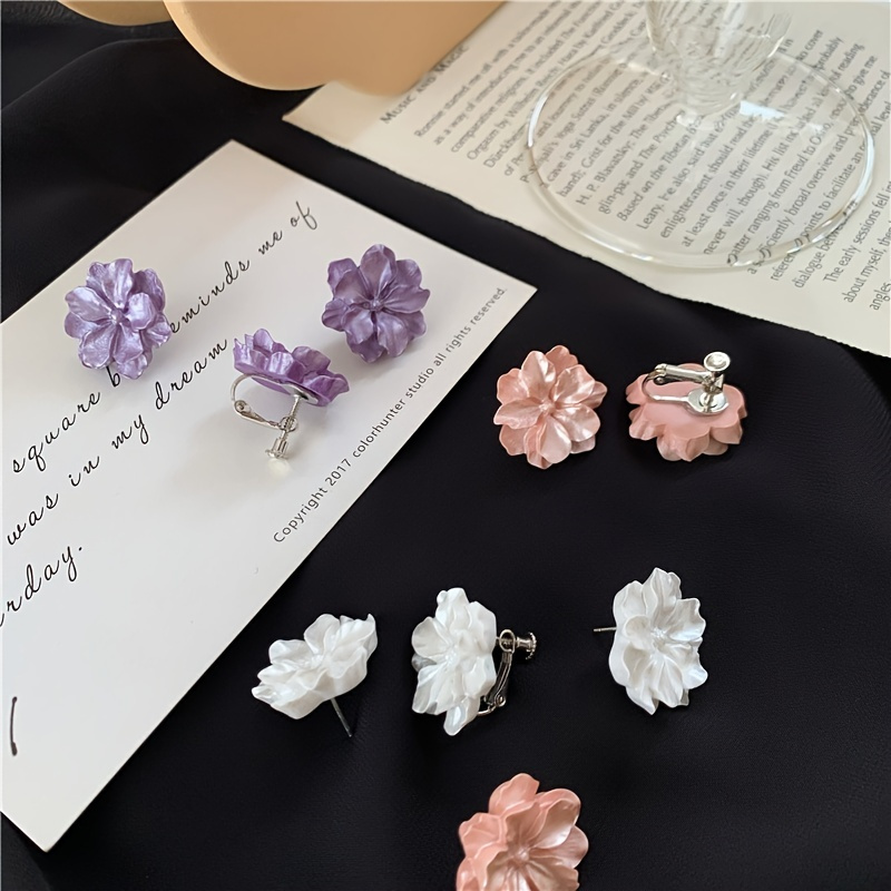 New Arrival Crystal Trendy Water Flower Tassel Earbone Clip Ins