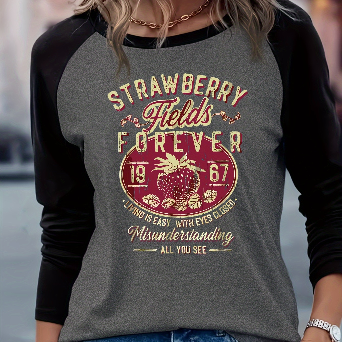 

Women's Casual Crew Neck Raglan Long Sleeve T-shirt With Applique, Polyester And Spandex , Medium Stretch Knit Fabric Pullover