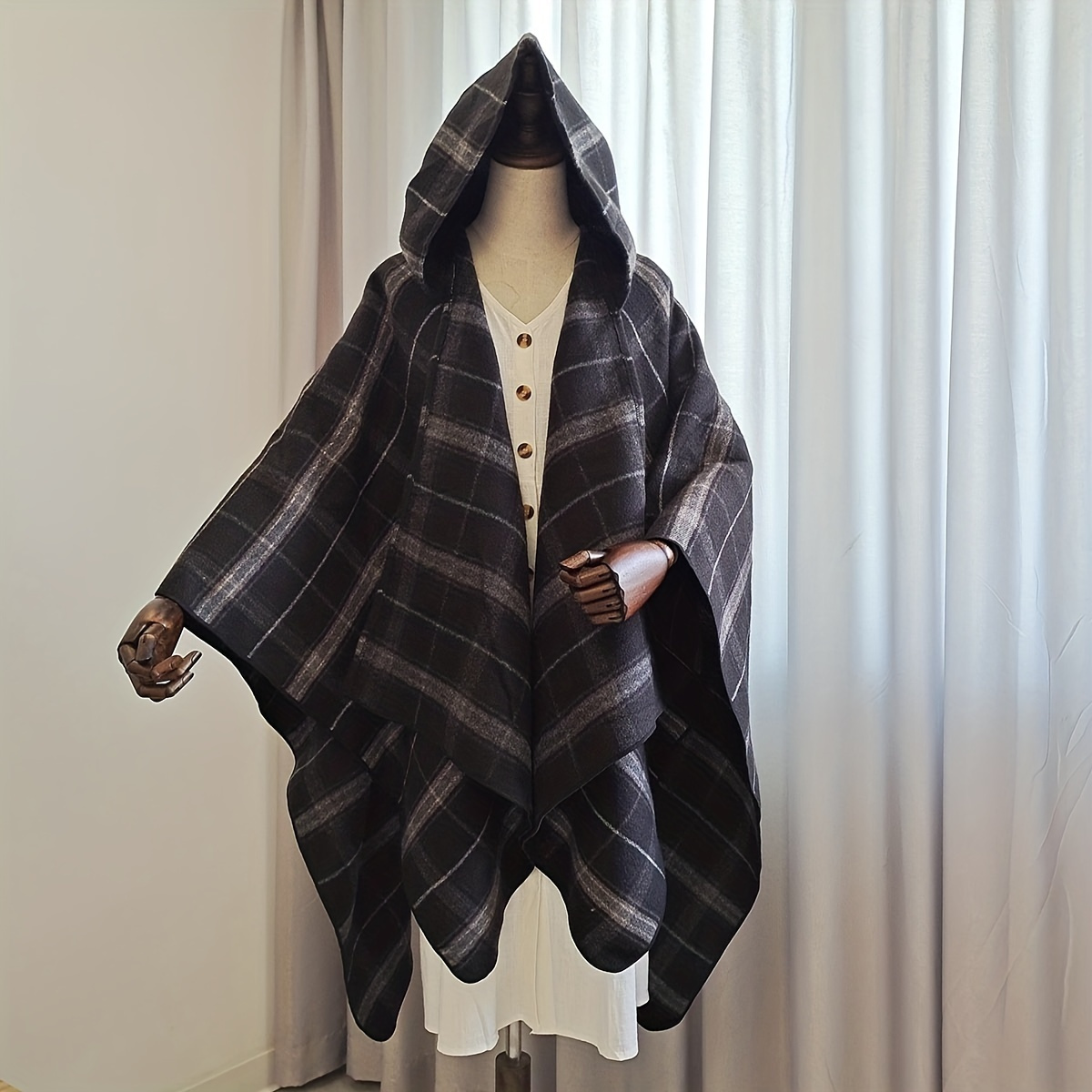 Hooded Shawl for Men and Women Winter Wrap Cape Thick Vintage Plaid Knitted  Tassel Poncho Hooded Shawl Cloak Cape Button Long Cardigan Open Front  Poncho Tartan Blanket Pashmina