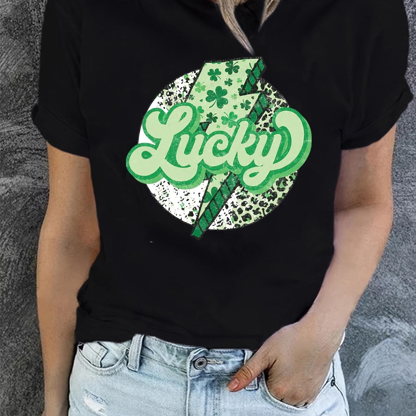 

St. Patrick's Day Lucky Shamrock Print T-shirt, Short Sleeve Casual Top For Spring & Summer, Women's Clothing