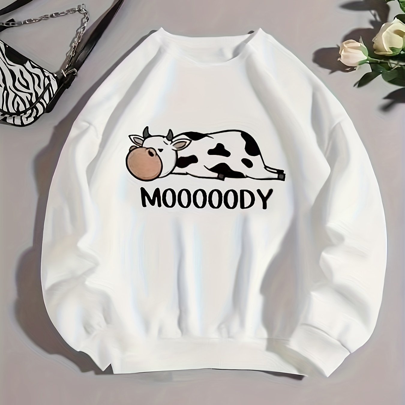

Cow & Letter Print Pullover Sweatshirt, Casual Long Sleeve Crew Neck Sweatshirt For Fall & Winter, Women's Clothing