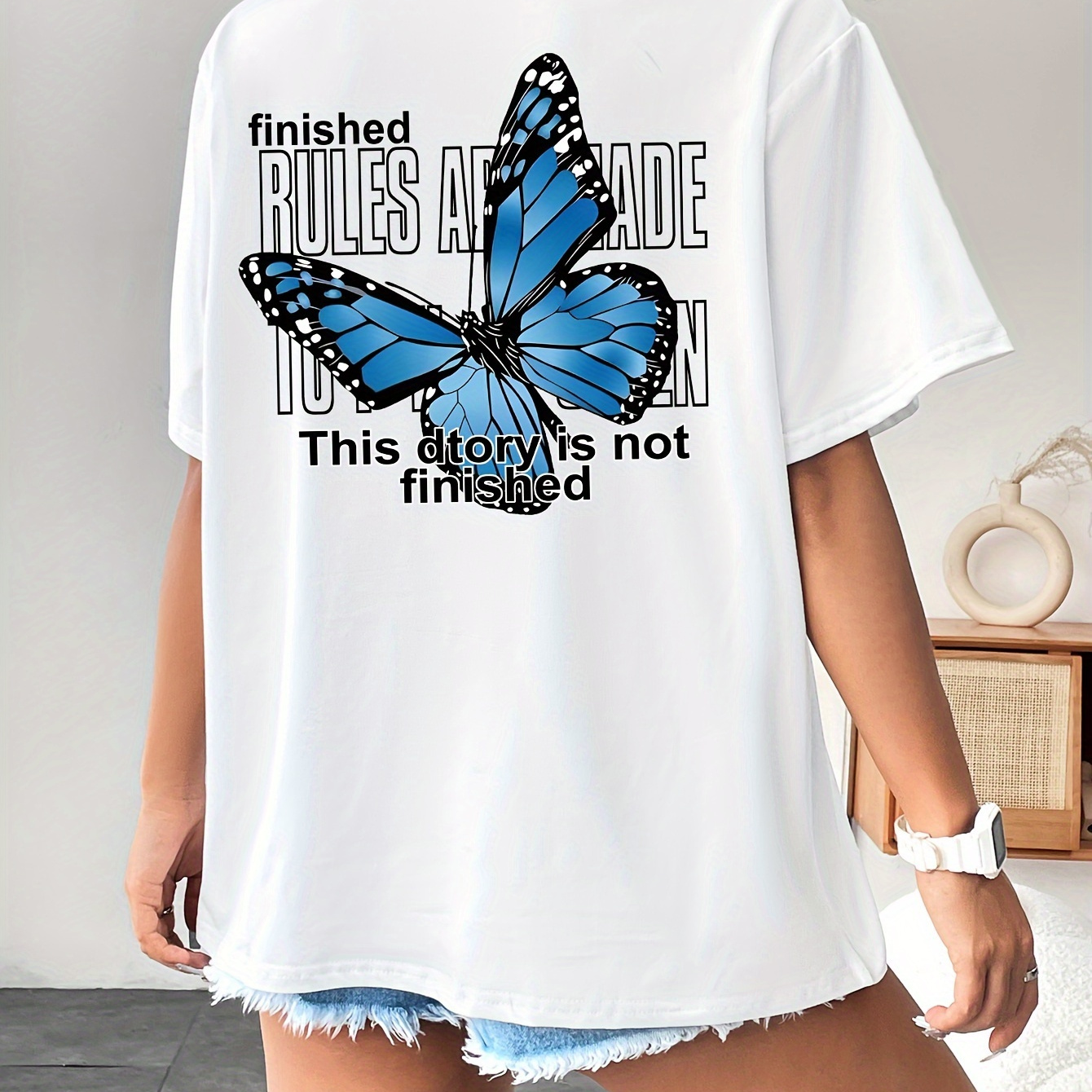 

Butterfly Print Drop Shoulder T-shirt, Short Sleeve Crew Neck Casual Top For Spring & Summer, Women's Clothing