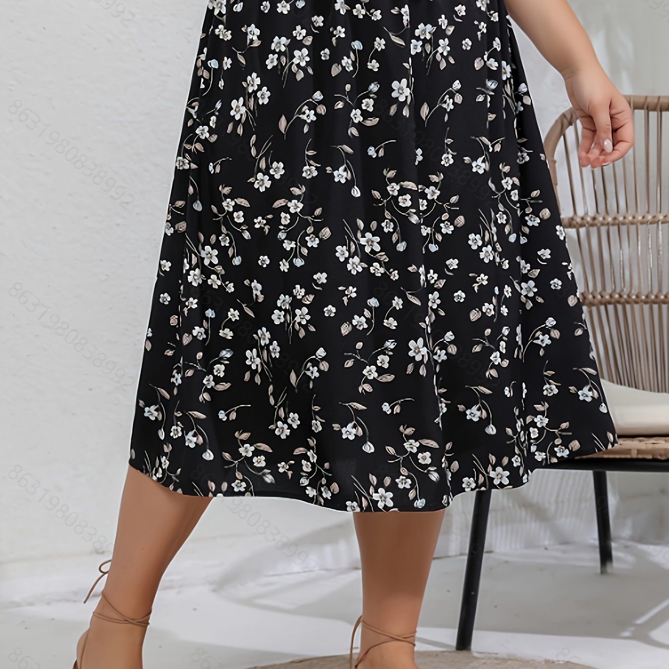 

Plus Size Boho Skirt, Women's Plus Ditsy Floral Print Elastic High Rise Maxi Skirt