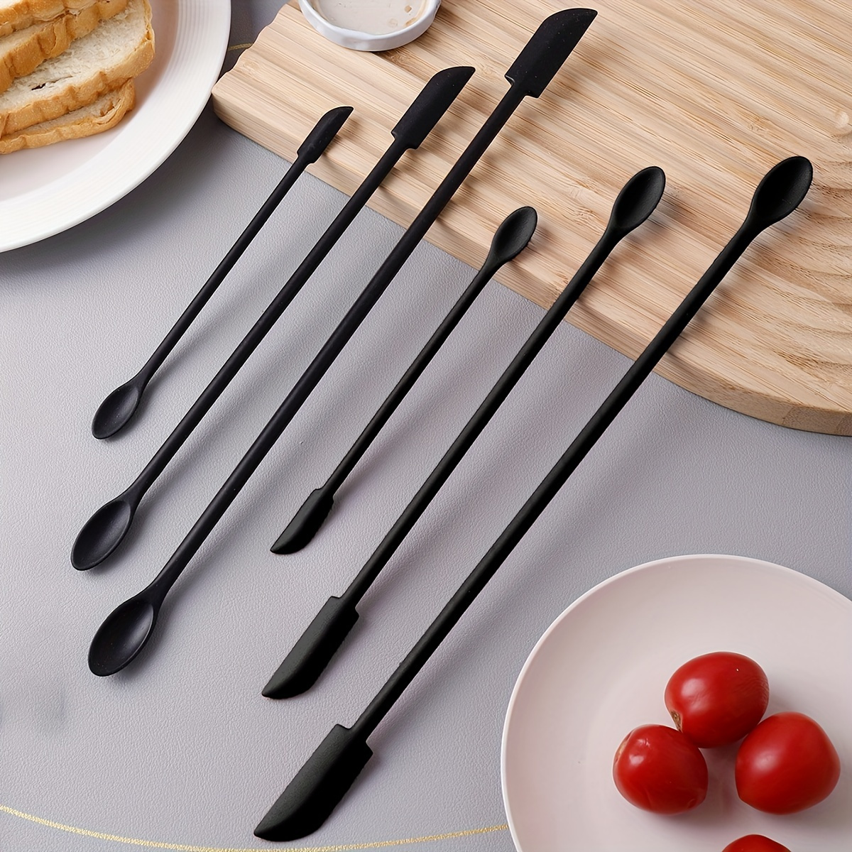  8 Pcs Mini Silicone Spatula Mini Measuring Spoons Set, Reusable  Double-ended Tiny Silicone Spoon Spatula and Stainless Steel Small  Measuring Spoons for Kitchen Cooking Spice Jars Bottle (Black): Home &  Kitchen