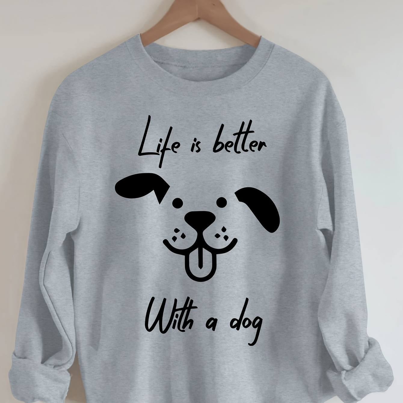 

Sweatshirt With Dog Print And " With A Dog" Motif, Polyester Knit Fabric, Round Neck, Long Sleeve, Soft And Slightly Stretchy, Fall/winter