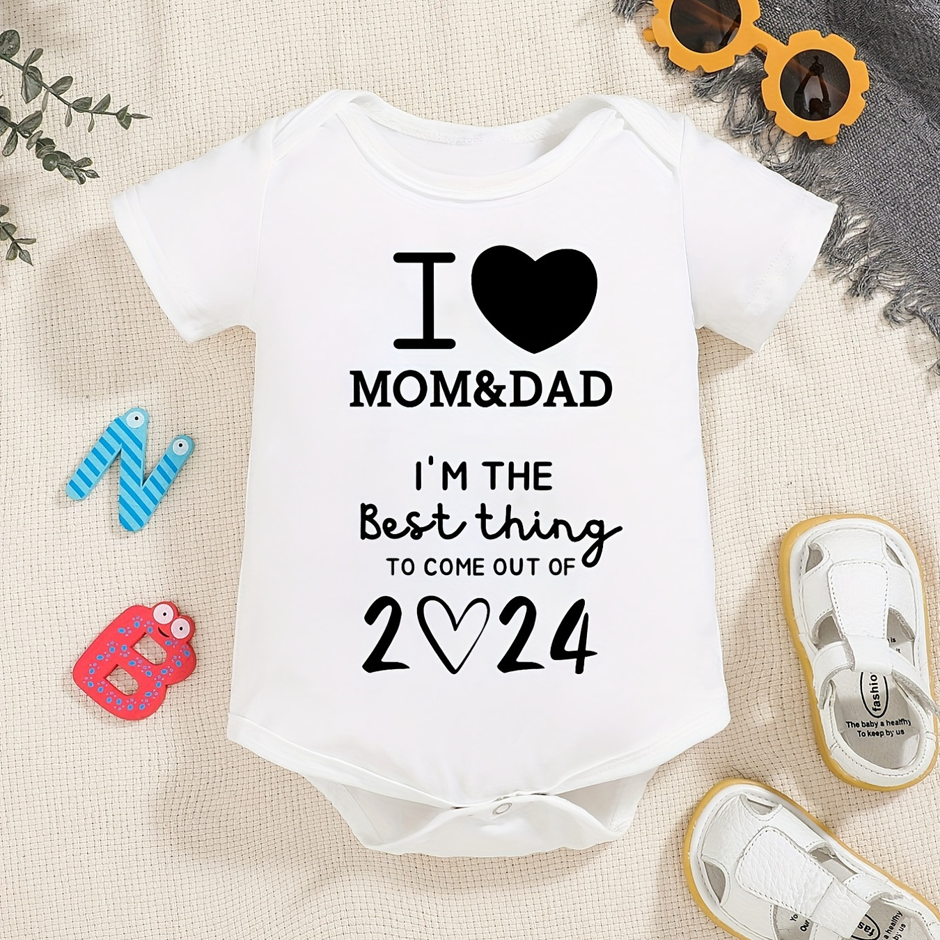 

Baby Letter Print Cute Romper Short Sleeve Onesie - I'm The Best Thing To Come Out Of 2024
