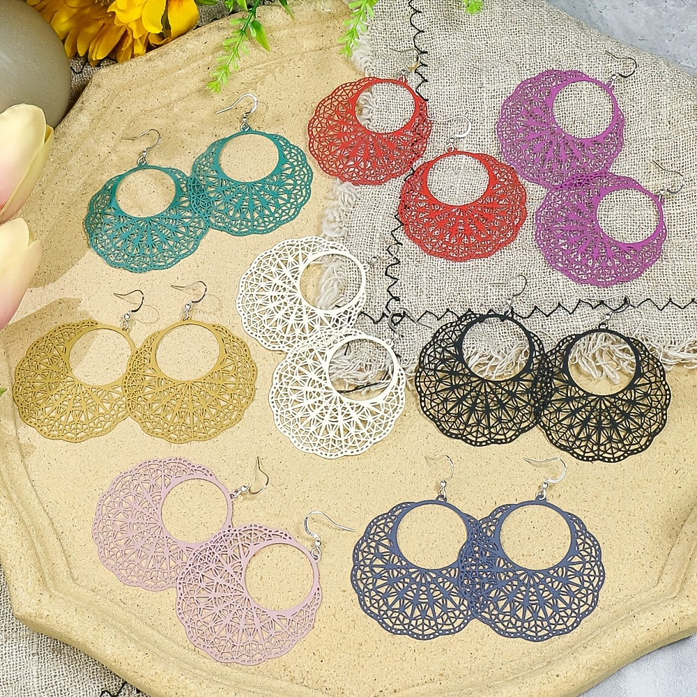 

Bohemian Style Women's Earrings Thin Round Hollow Pendant Earrings Set Single Pair