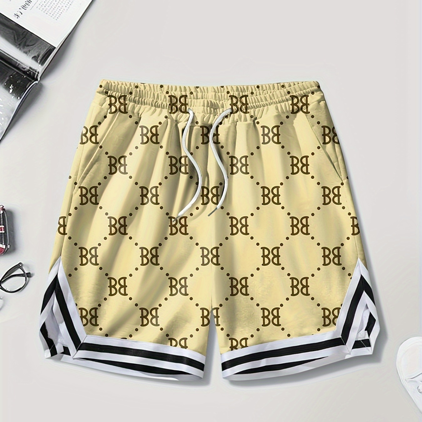 

Alphabet And Line Print Men's Casual Striped Drawstring Shorts With Pockets For Summer Beach Sports