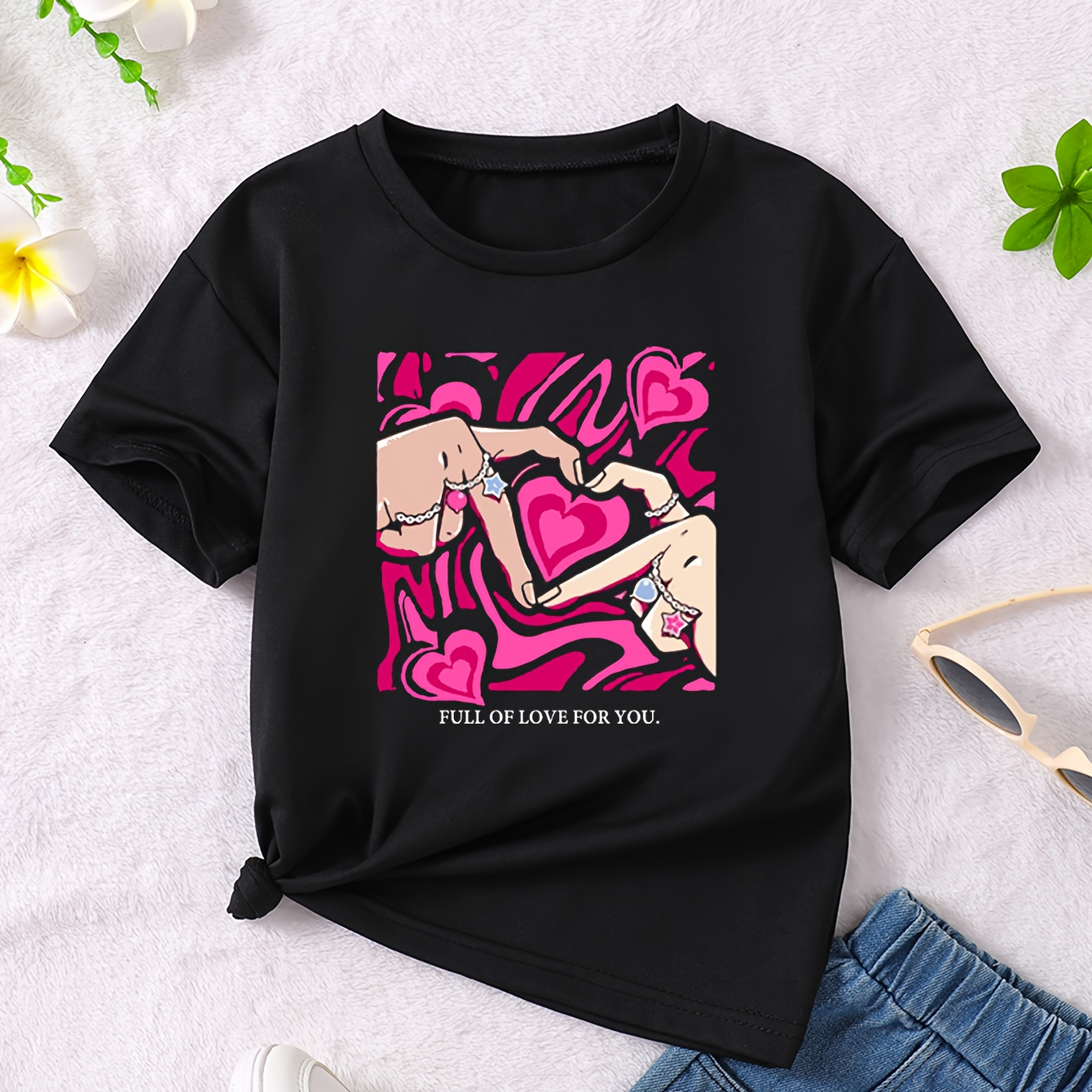 

Girls Casual Love Heart Graphic T-shirt, Black Short Sleeve Tee With "full Of Love For You" Design For Girls