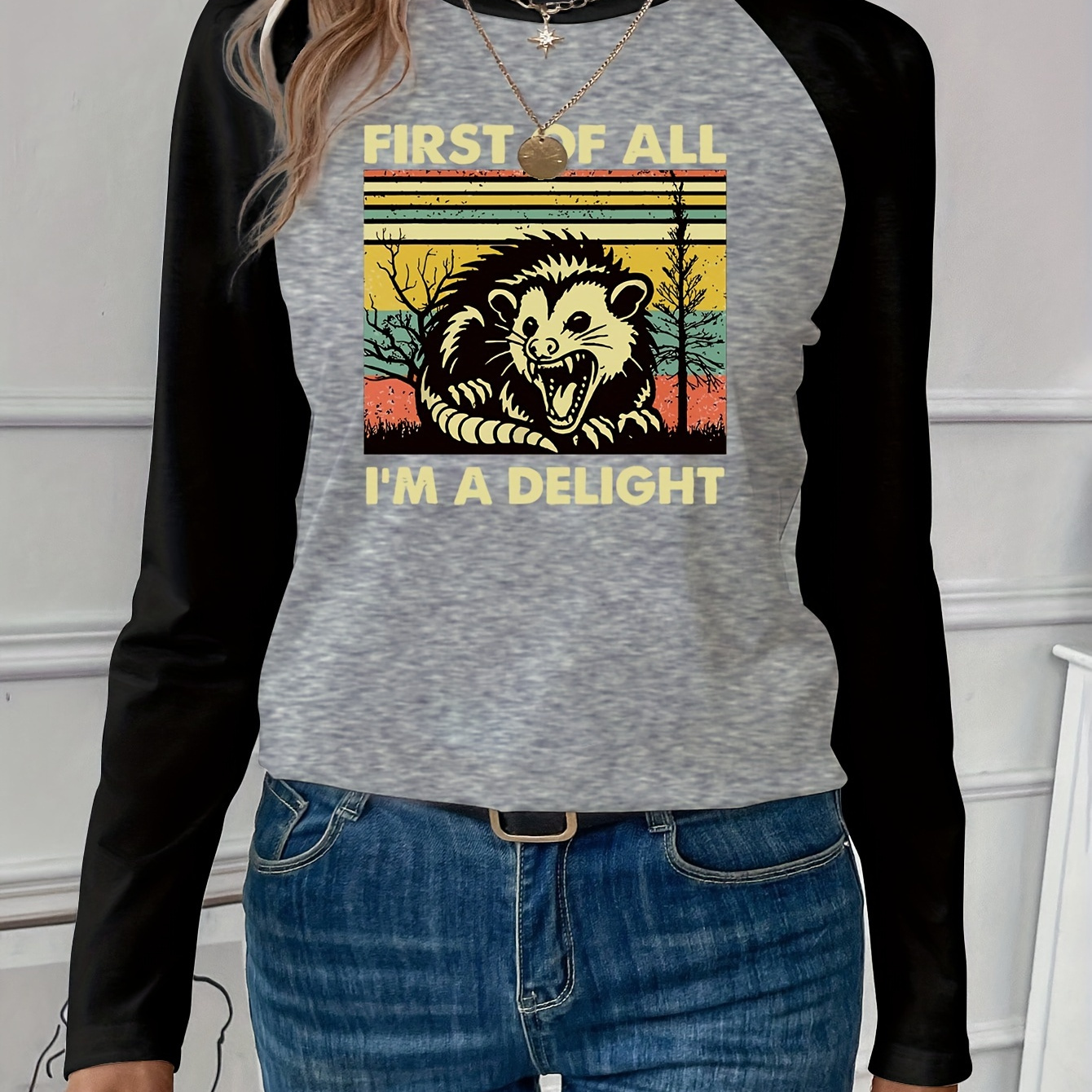 

Casual Crew Neck Raglan Long Sleeve T-shirt With "first Of All, I'm A Delight" Graphic, Polyester Knit Animal Print Top With Applique, Medium Stretch - For All Seasons