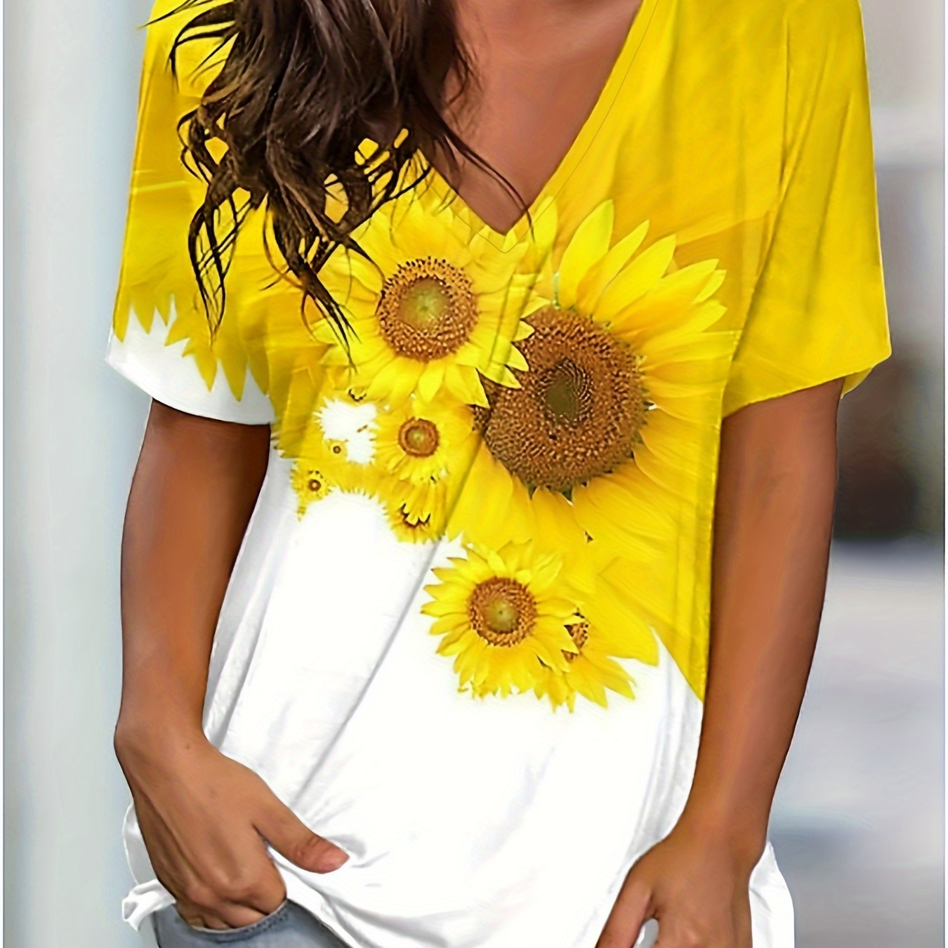 

Plus Size Sunflower Print T-shirt, Casual V Neck Short Sleeve T-shirt, Women's Plus Size clothing
