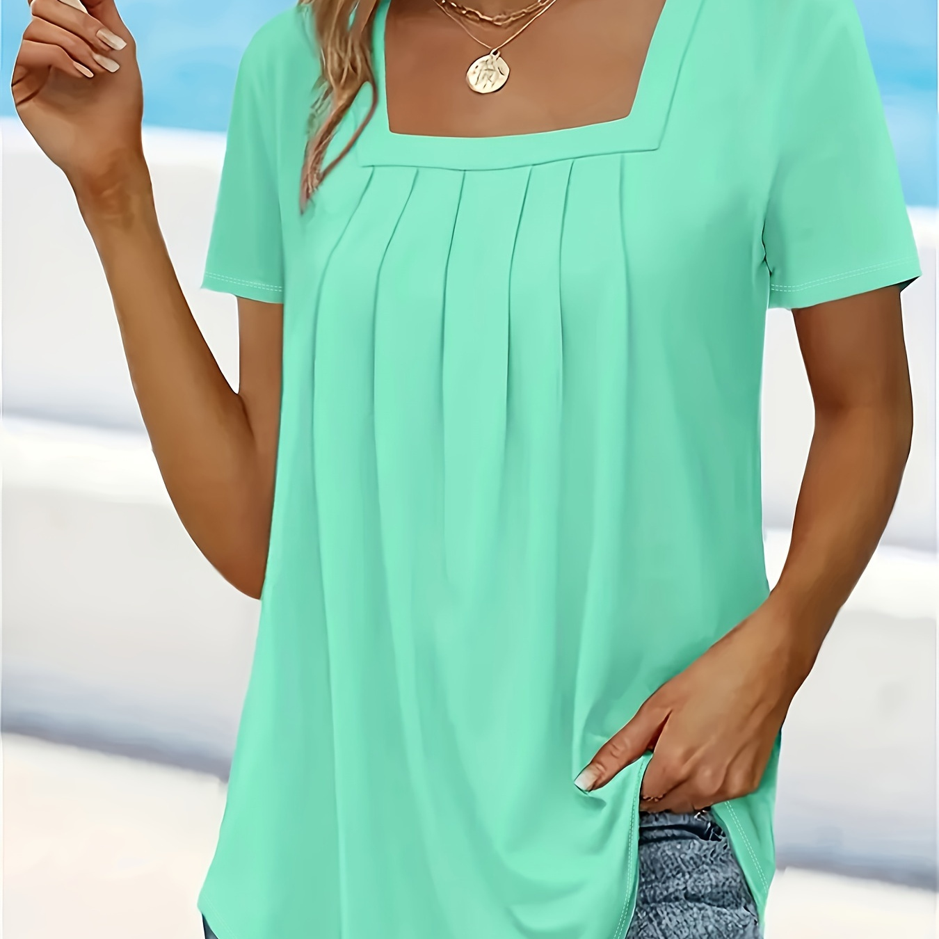 

Plus Size Solid Pleated T-shirt, Casual Short Sleeve Square Neck Top For Spring & Summer, Women's Plus Size Clothing