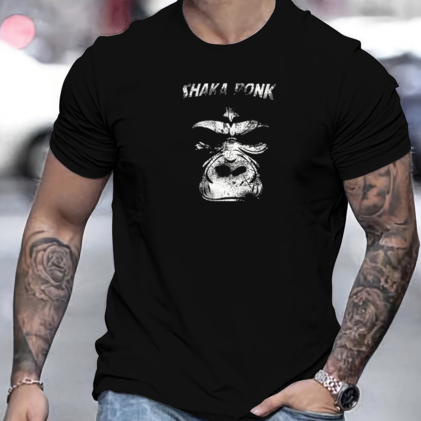 

T-shirt à col rond confortable à manches courtes pour homme SHAKA PONK avec un nouveau motif imprimé à la mode pour homme, adapté aux activités quotidiennes décontractées en plein air à la maison.