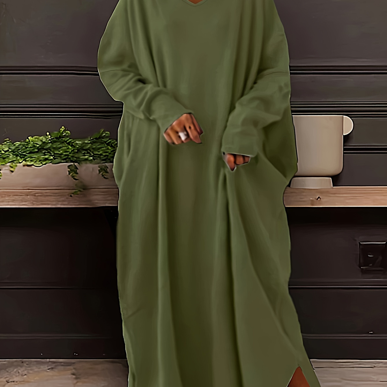 

1pc Women's V-neck Long Sleeve Casual Dress Robe - 100% Polyester Knit Fabric, Solid Color, Fitted Loose Casual Attire For All , Cozy Long Sleeve Knitted Dress