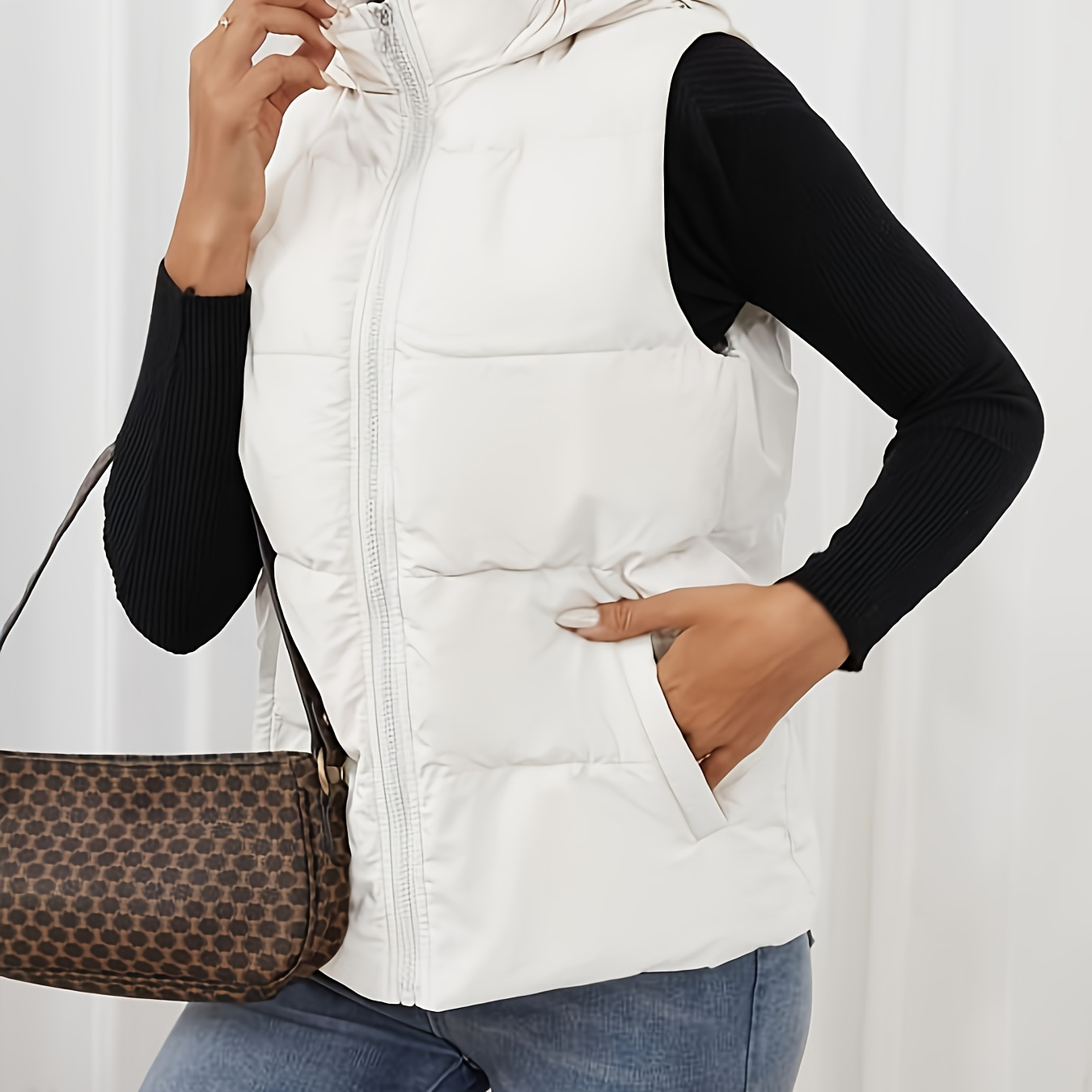 

Elegant Hooded Polyester Vest For Women, Padded Sleeveless Jacket, Solid Color With Zipper Detail, Style, Suitable For Fall/winter Season - Woven Outerwear