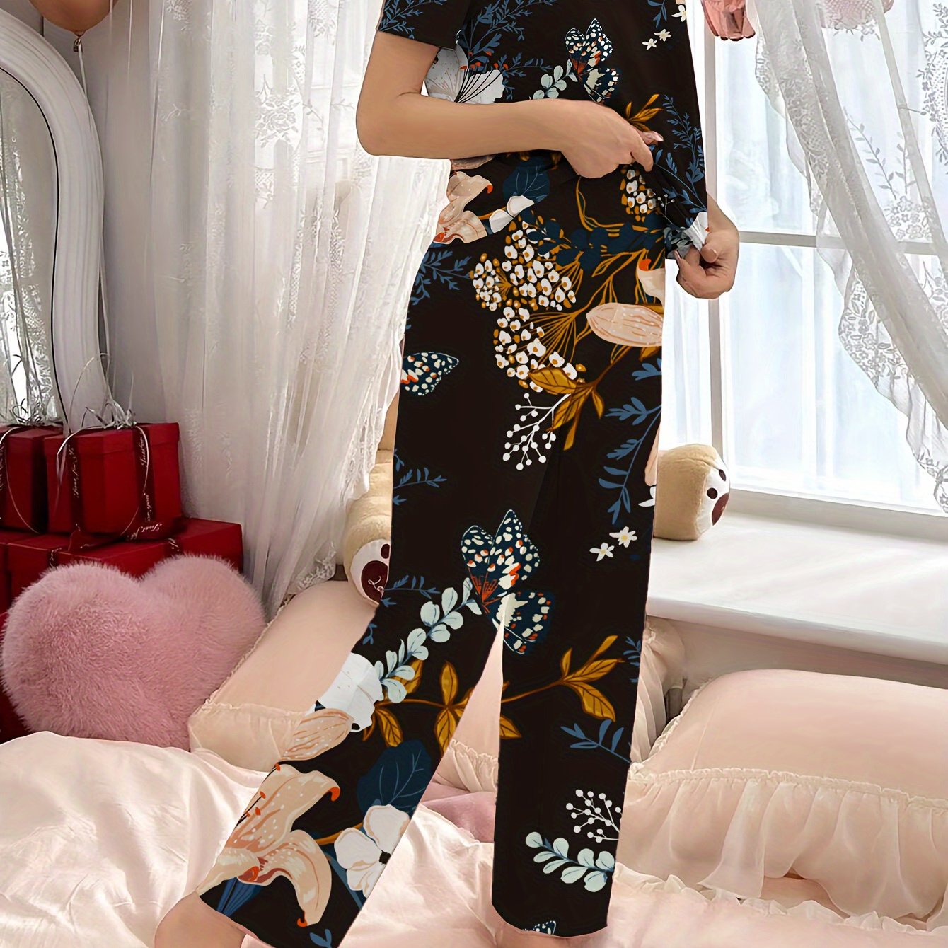 TEMU Butterfly & Floral Print Pajama Set, Casual Short Sleeve Round Neck Top & Elastic Pants, Women's Sleepwear