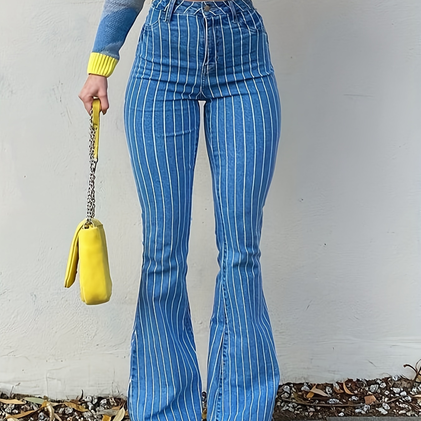 Embossed Crotch Button Bell Bottom Jeans, Stretchy Slim Fitting Slash