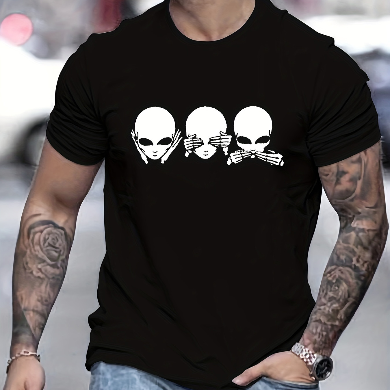 

Trendy Alien Pattern Print Men's Comfy T-shirt, Graphic Tee Men's Summer Outdoor Clothes, Men's Clothing, Tops For Men, Gift For Men