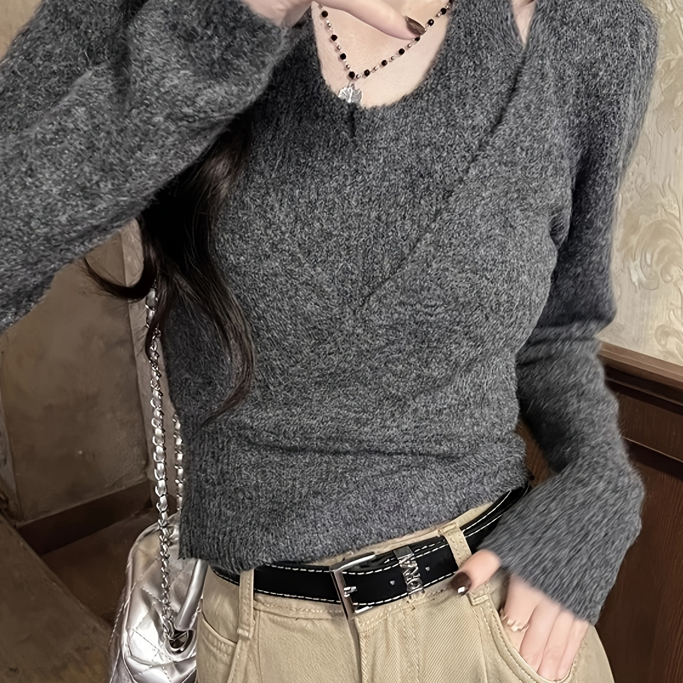 

A Stylish And Unique Two-piece Mock Neck Knitted Top For Women, Autumn And Winter, Exuding A High-end, Relaxed Vibe.