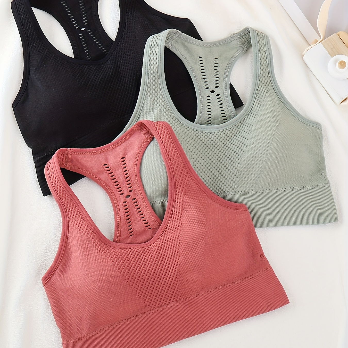 

3pcs Sports Underwear, Women's Beauty Back Yoga Fitness Running Sports Bra, Outside Wear Hollow Wrap Chest Bra