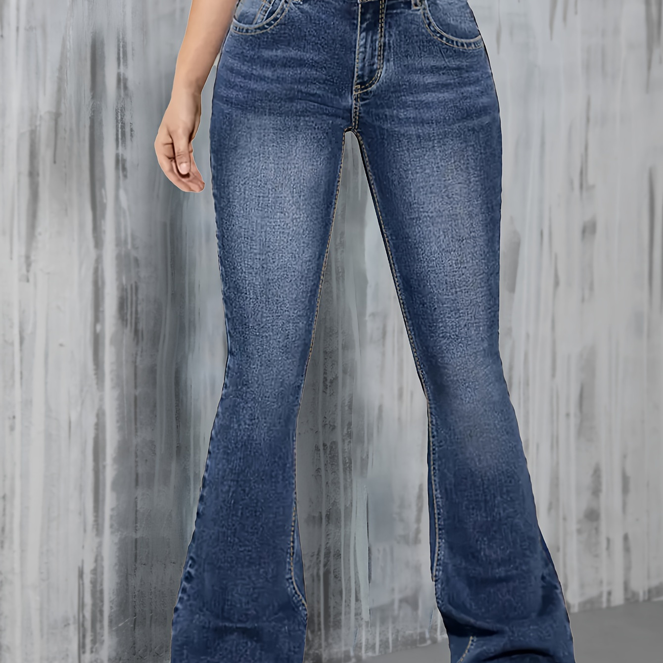 

Women's Fashionable Stretch High-waist Flared Blue Denim Jeans, Slim Fit, Street Style Bell Bottom Denim Pants