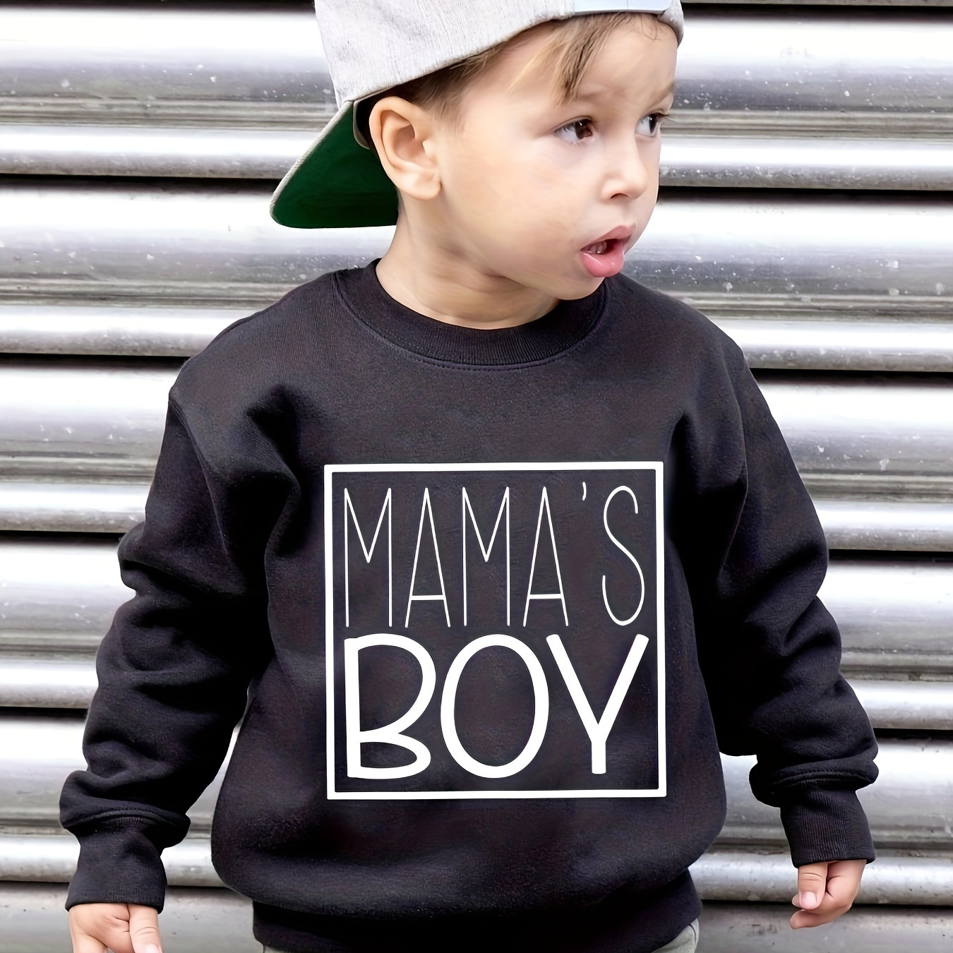 

Mama's Boy Letter Print Sweatshirt For Boys - Casual Creative Design With Stretch Fabric For Comfortable Autumn/winter Wear