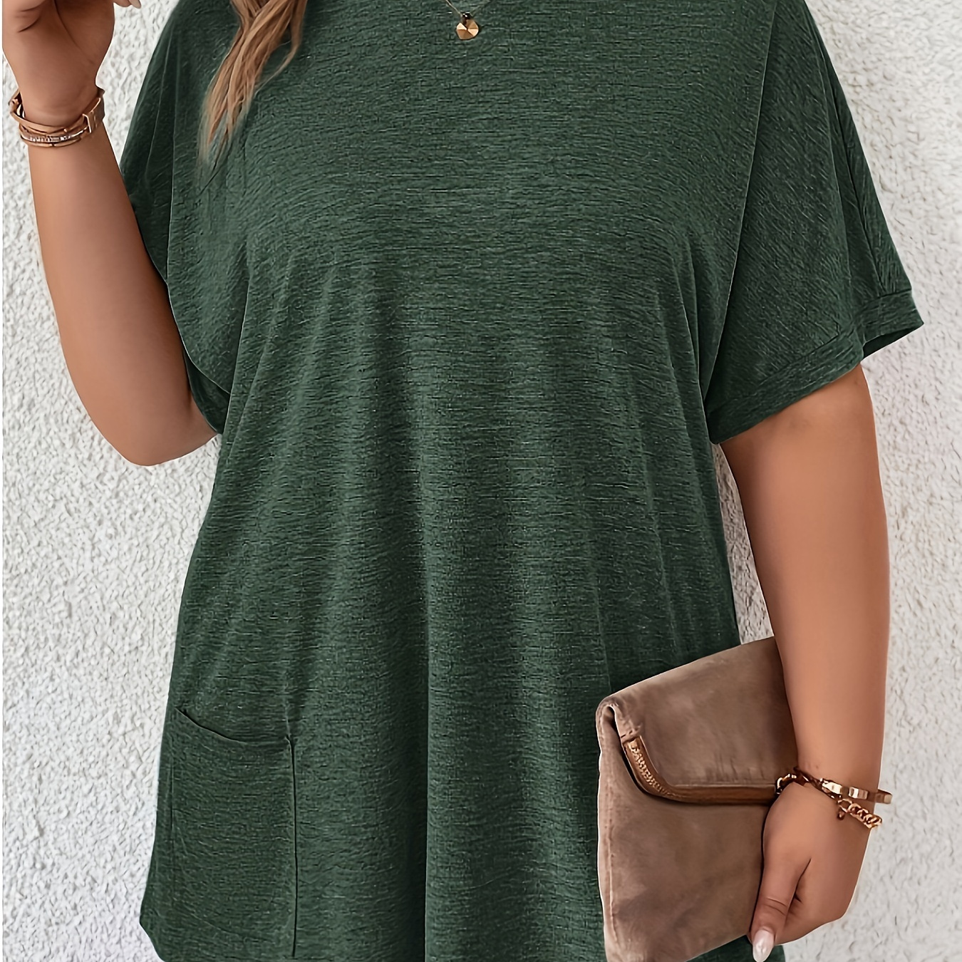 

Plus Size Solid Color Pocket T-shirt, Casual Batwing Sleeve Crew Neck Top For Spring & Summer, Women's Plus Size Clothing